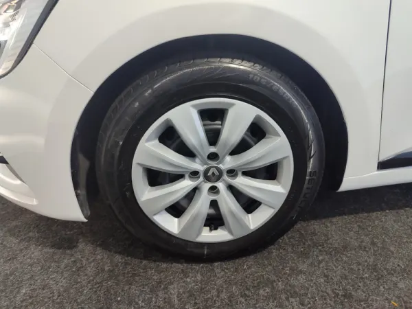 Renault Clio 1.0 SCe Zen 37