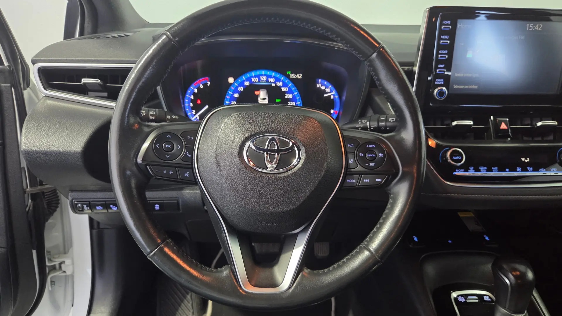 Toyota Corolla Touring Sports 1.8 Hybrid Exclusive 21