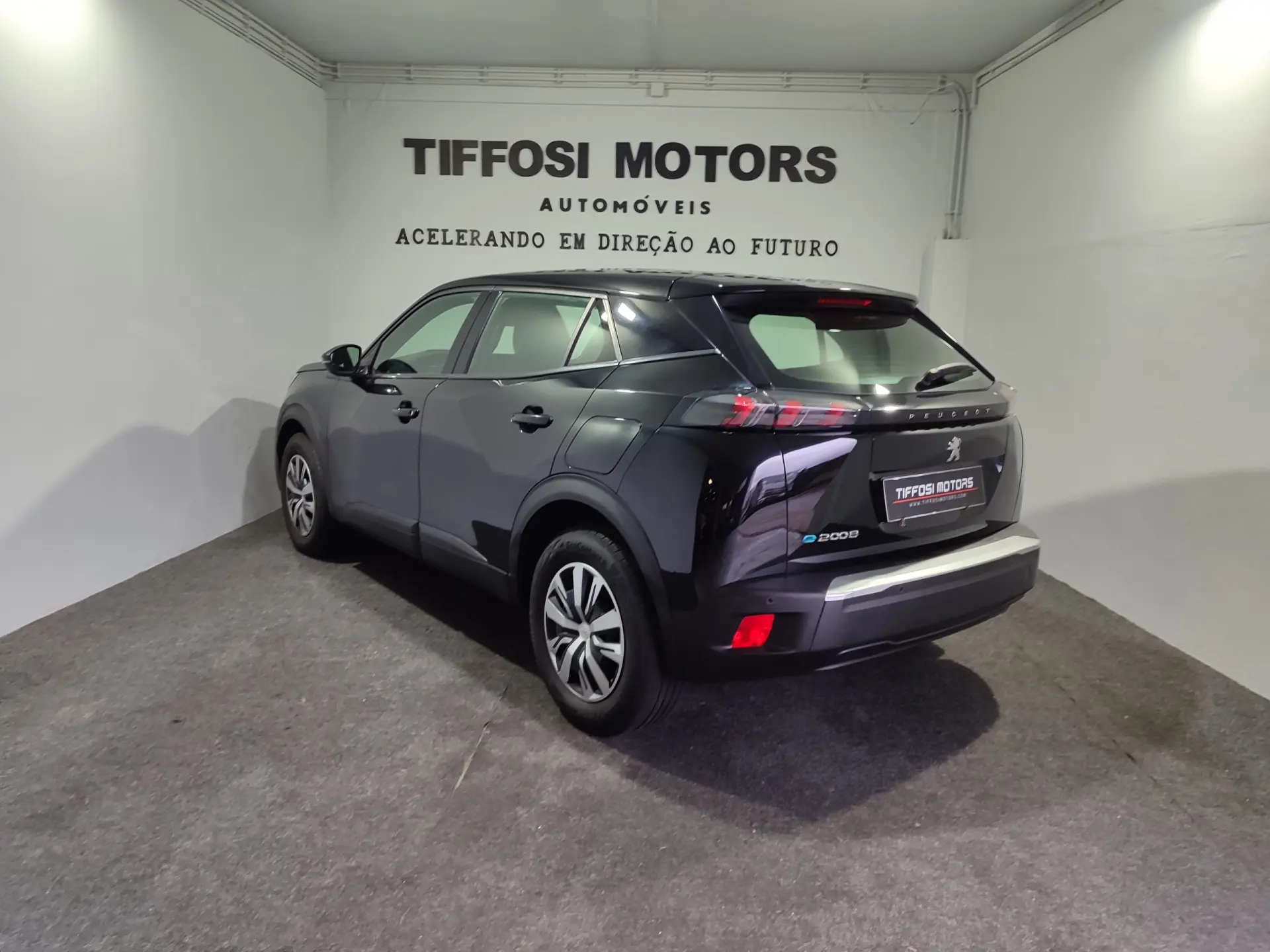 Peugeot e-2008 50 kWh Active Pack 7