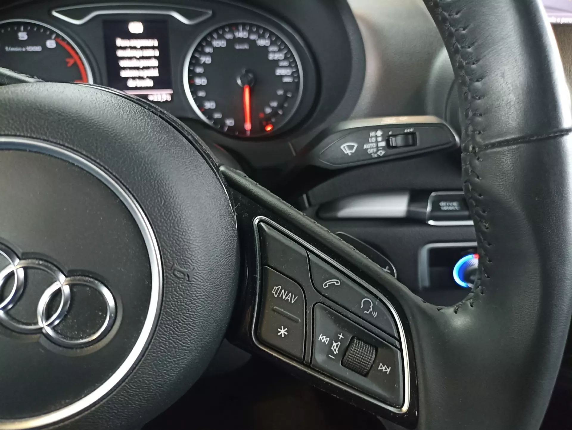 Audi A3 Limousine 30 TFSI Design S tronic 30