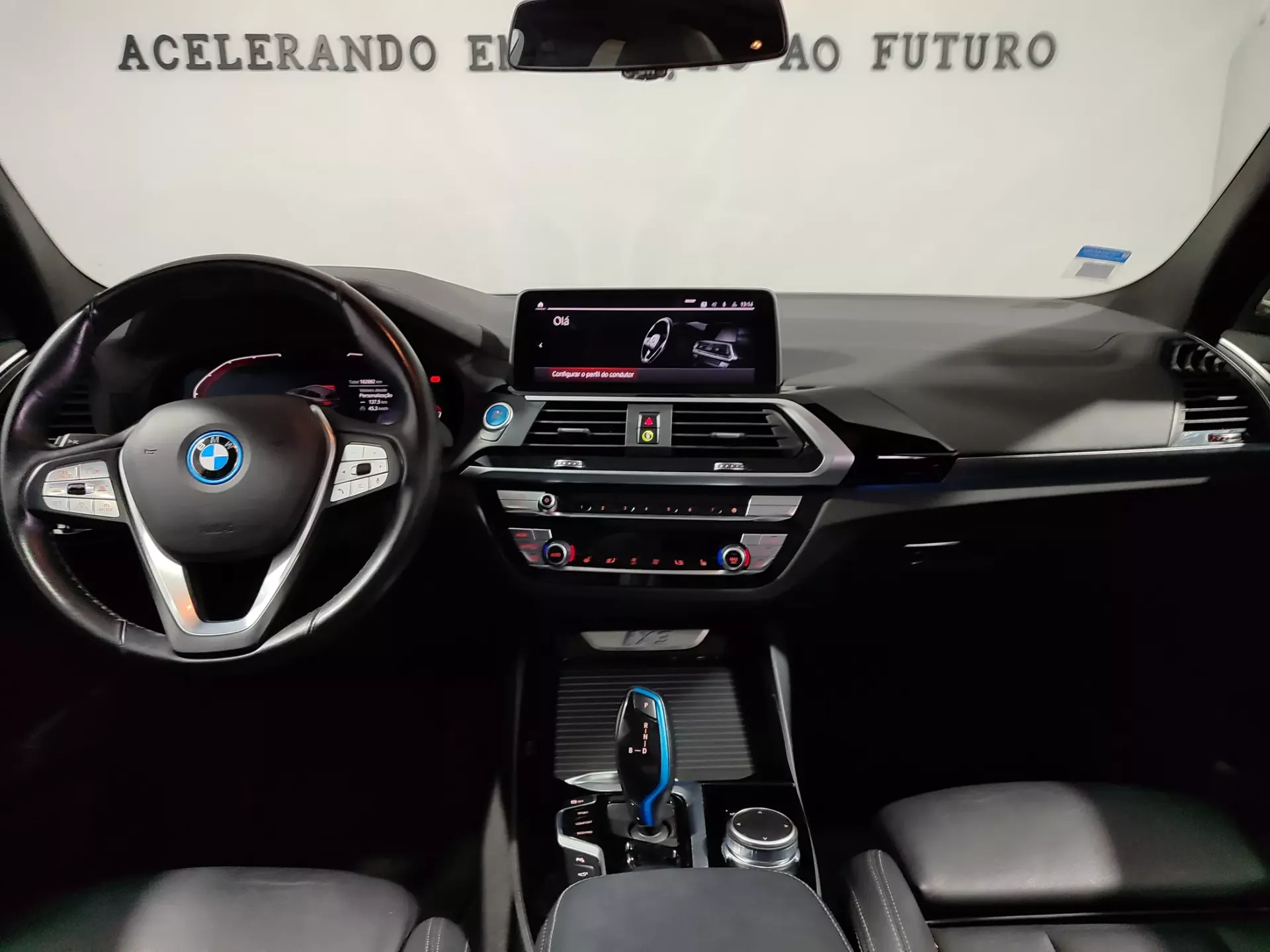 BMW iX3 Inspiring 26