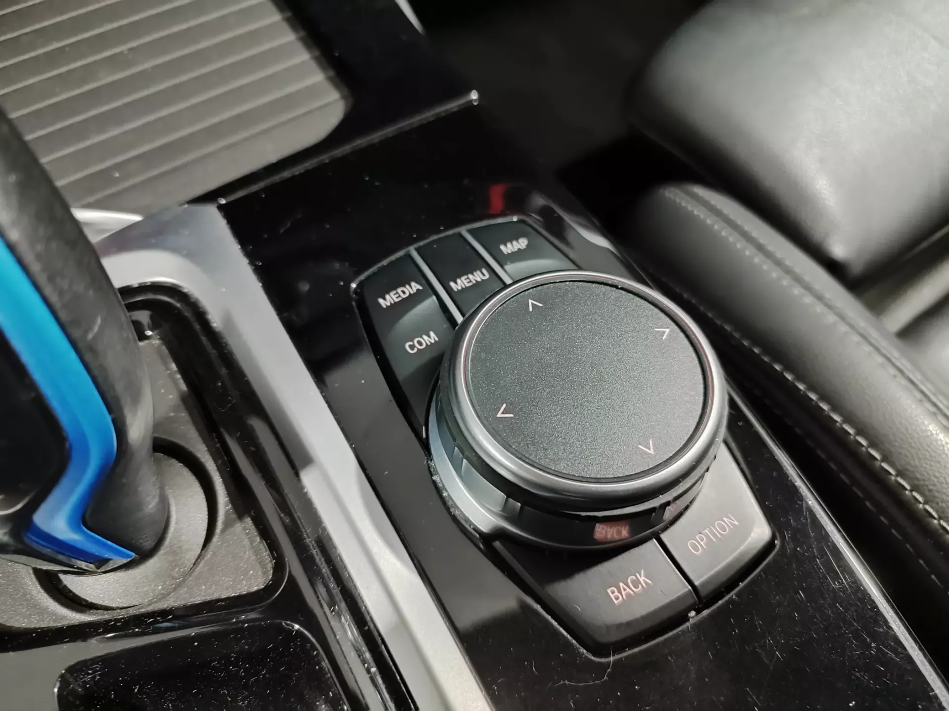 BMW iX3 Inspiring 42