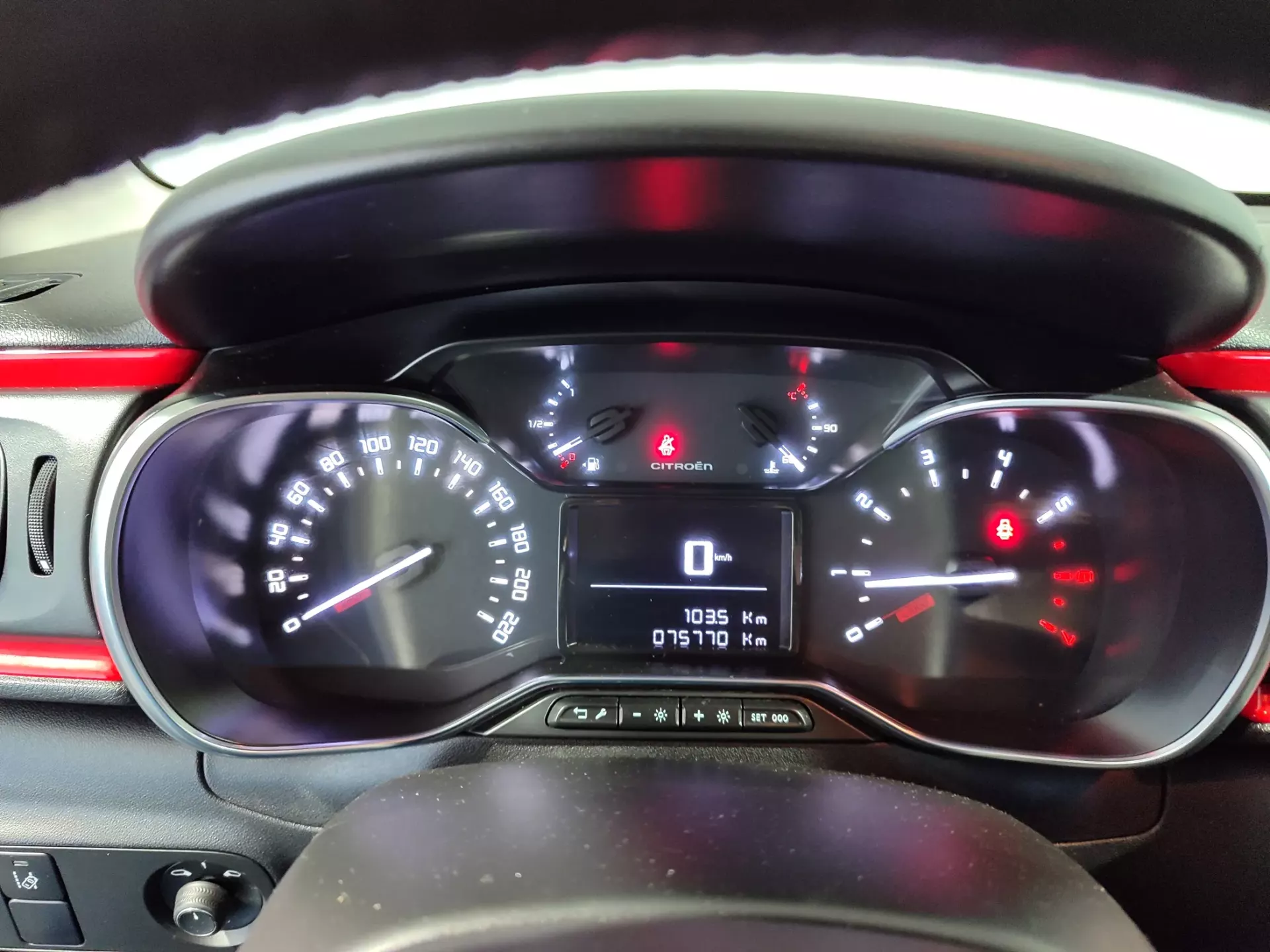 Citroën C3 1.2 PureTech Shine 17