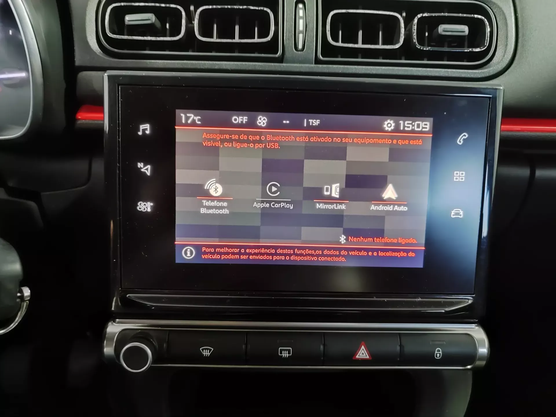 Citroën C3 1.2 PureTech Shine 23