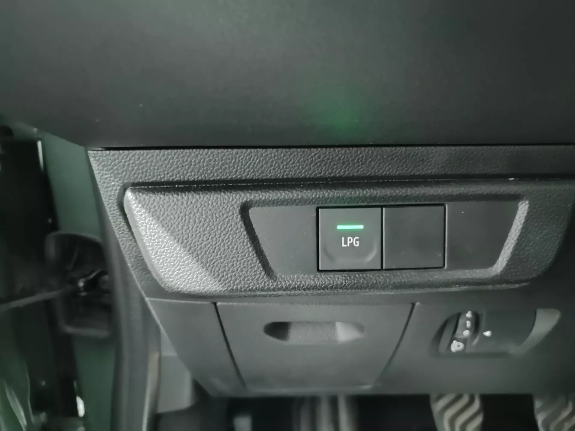 Dacia Jogger 1.0 ECO-G Extreme 7L Bi-Fuel 38