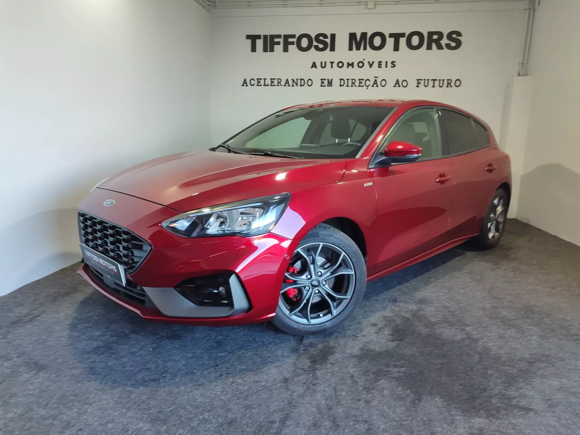 Ford Focus 1.0 EcoBoost ST-Line 1