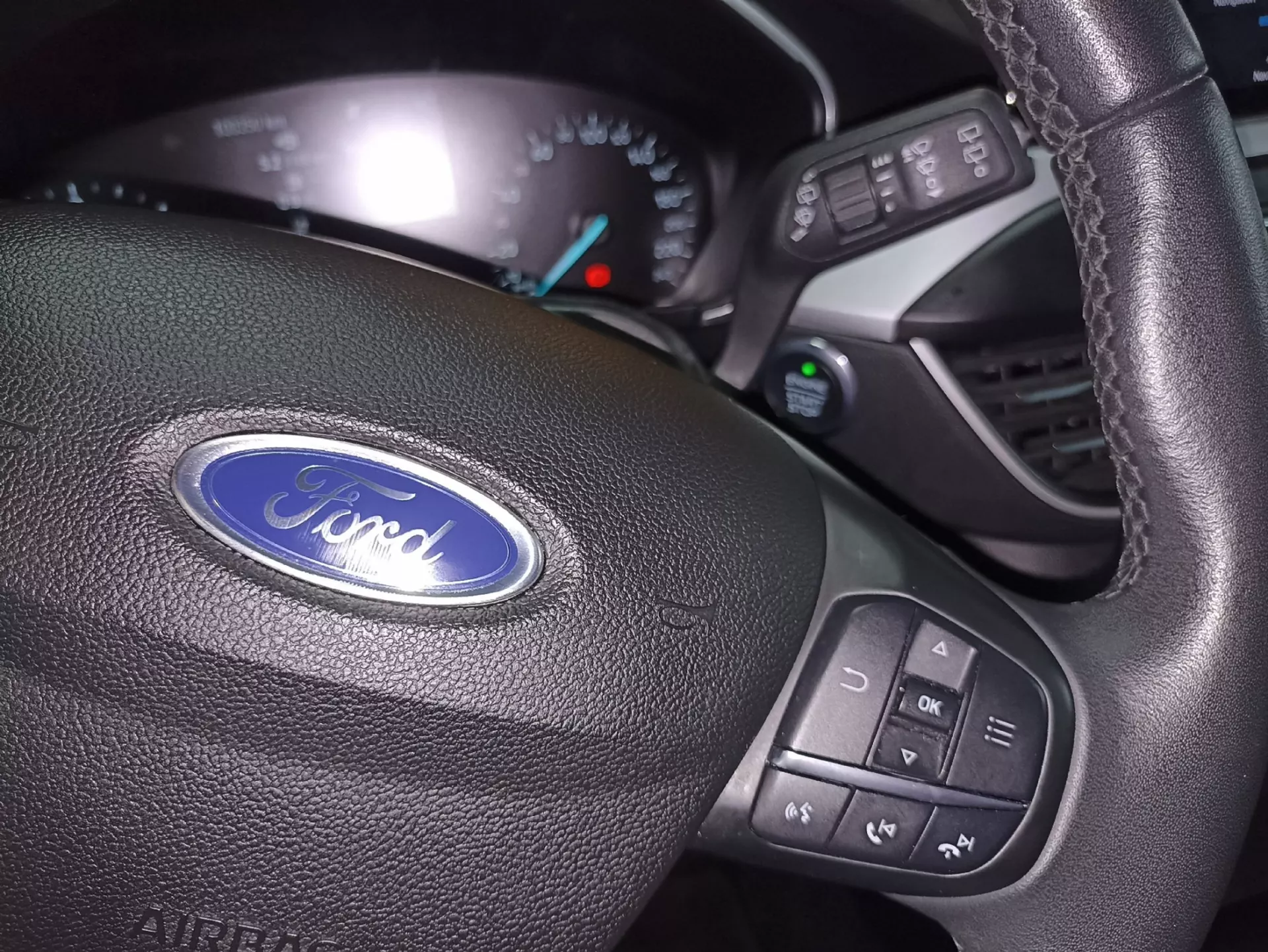 Ford Focus SW 1.5 TDCi EcoBlue Titanium 32