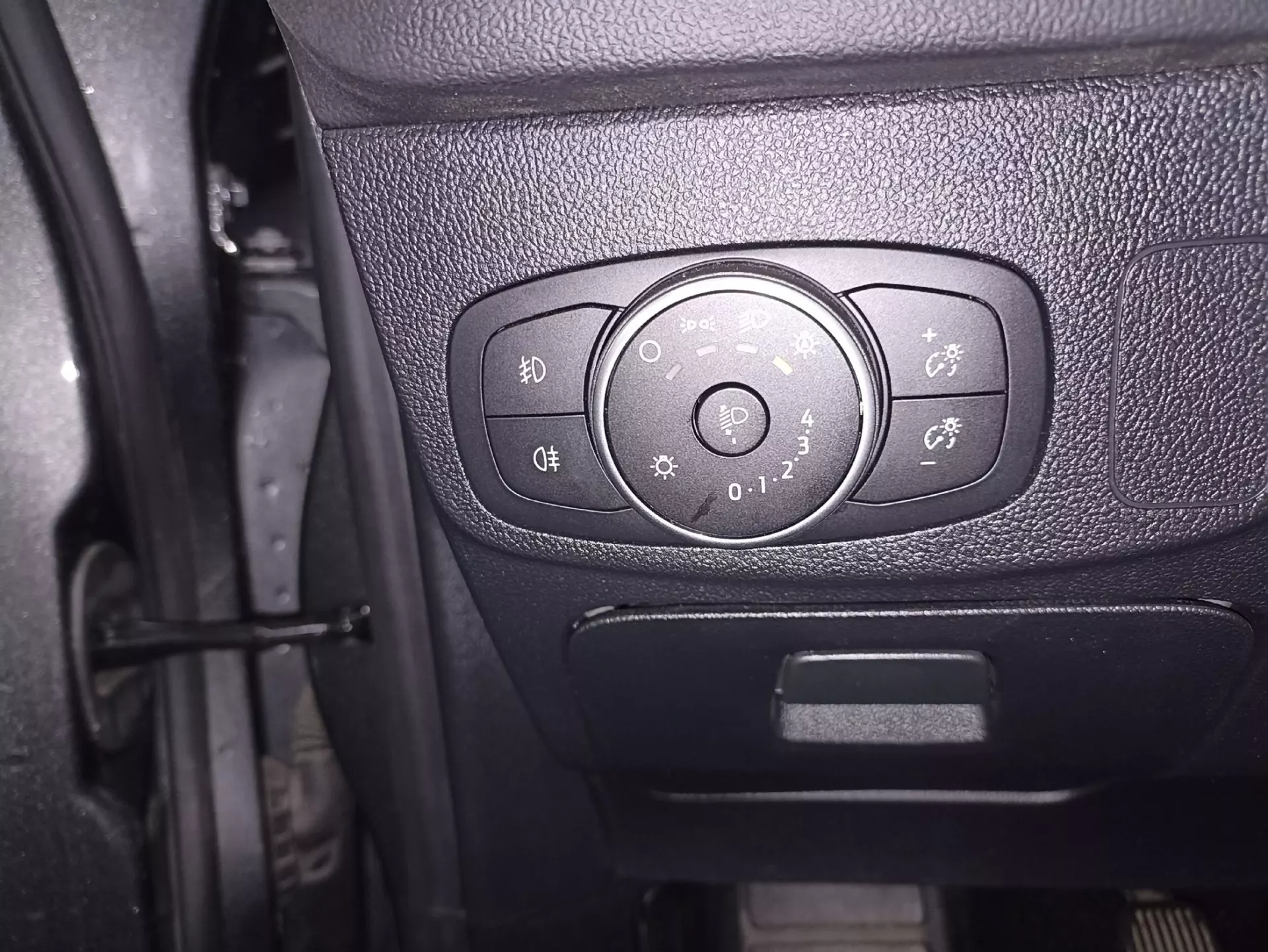 Ford Focus SW 1.5 TDCi EcoBlue Titanium 34