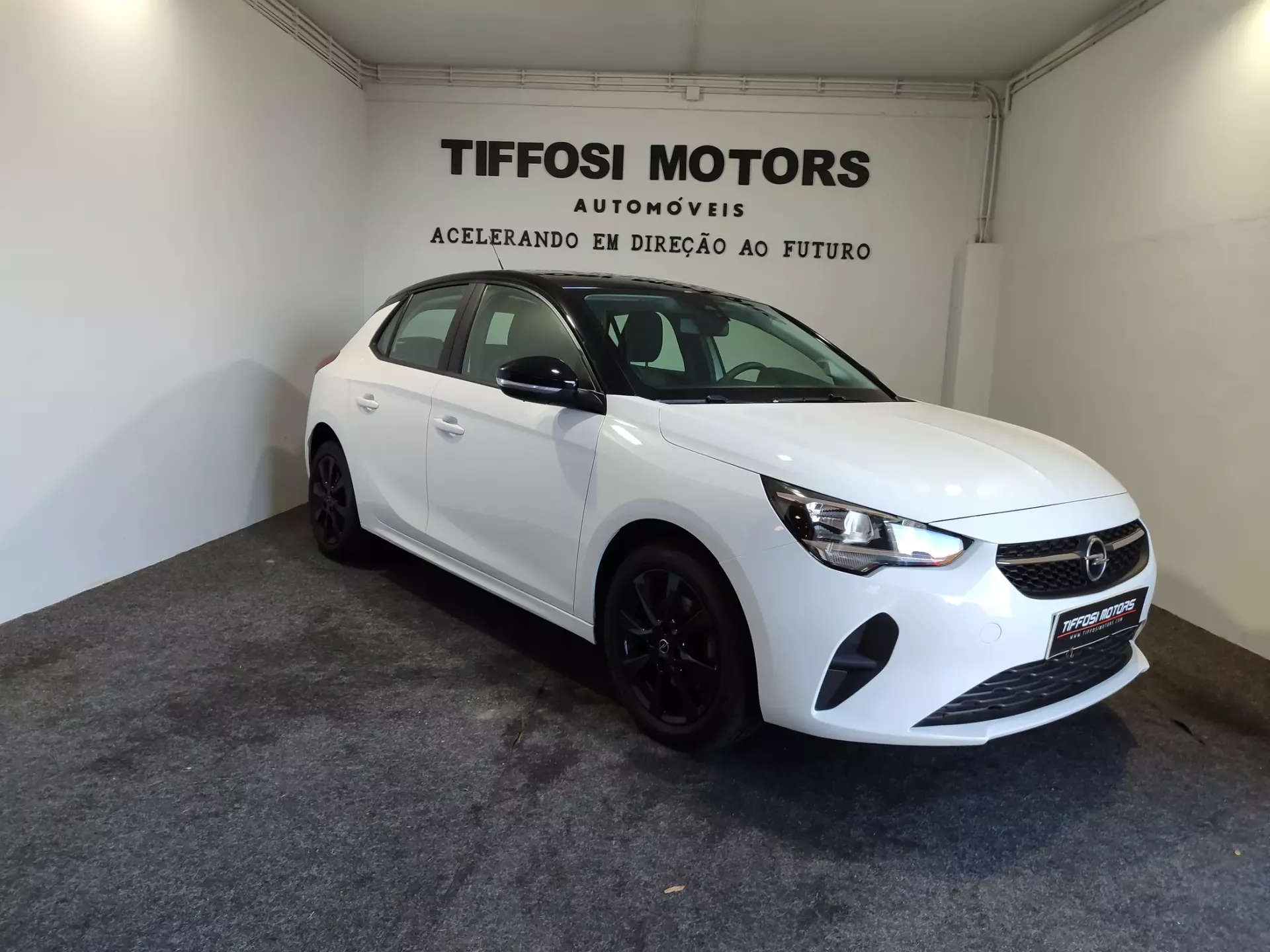 Opel Corsa 1.5 D Elegance 2