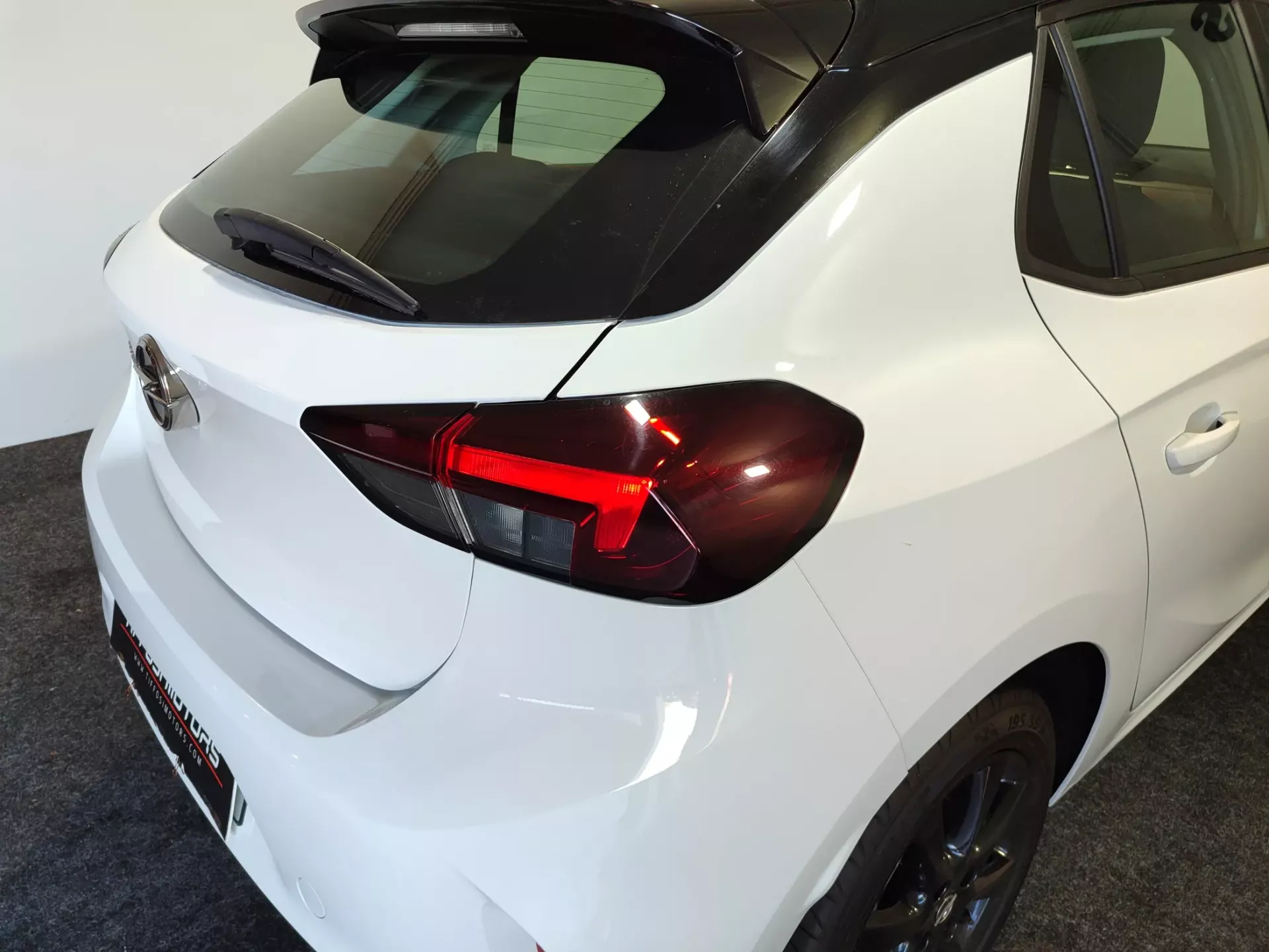 Opel Corsa 1.5 D Elegance 9