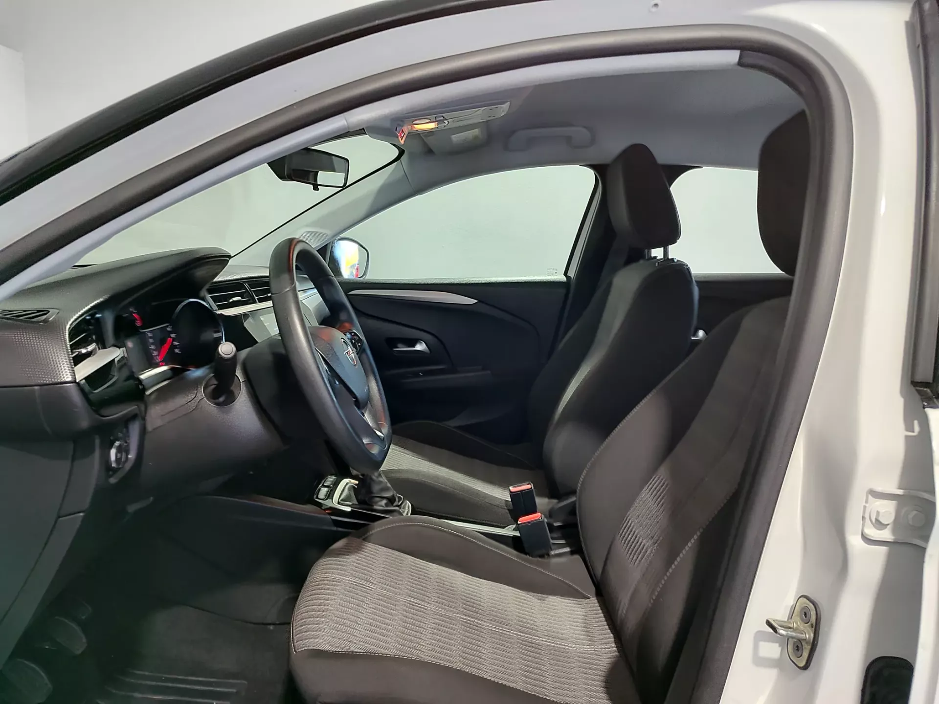 Opel Corsa 1.5 D Elegance 13