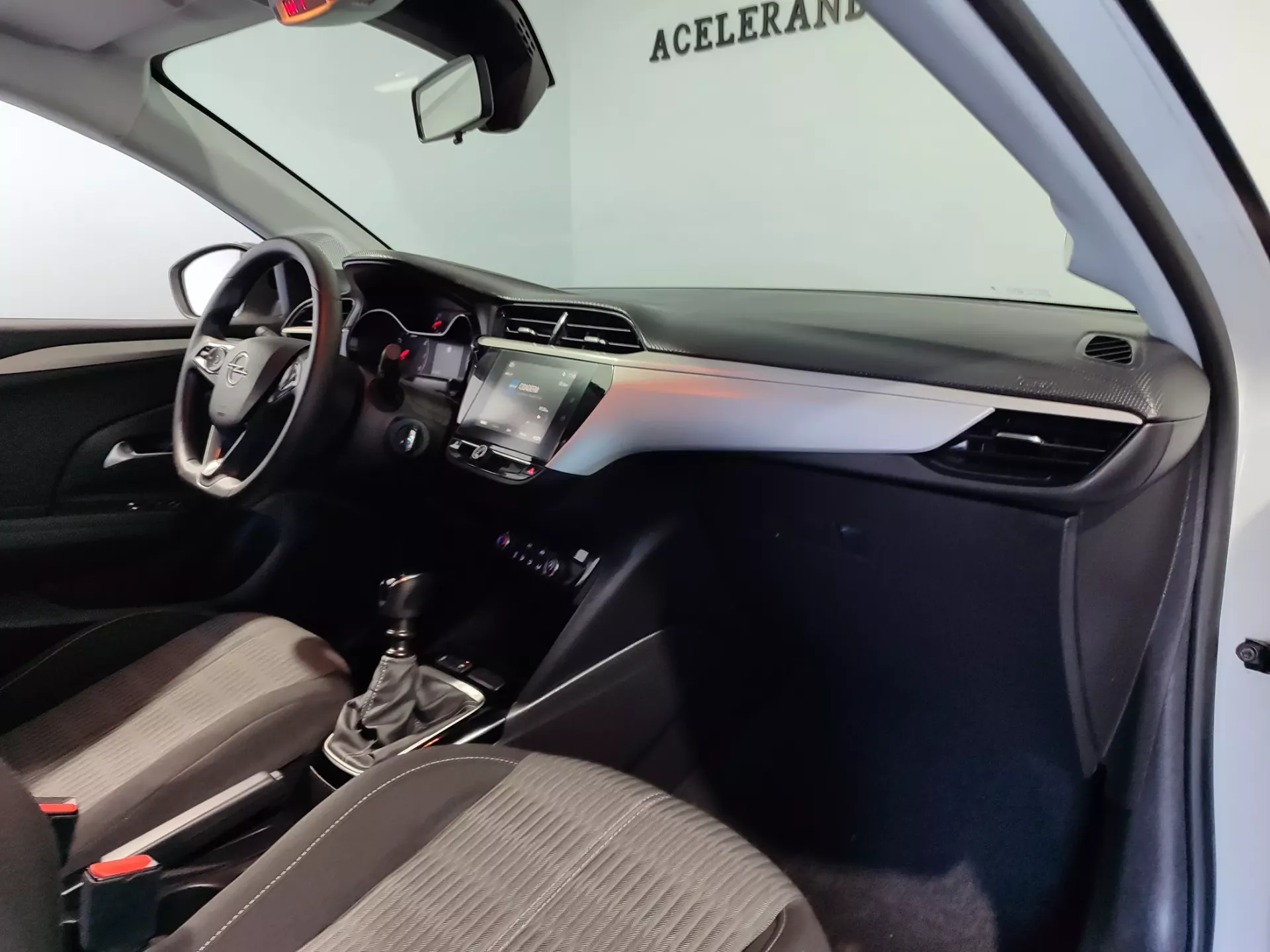 Opel Corsa 1.5 D Elegance 18