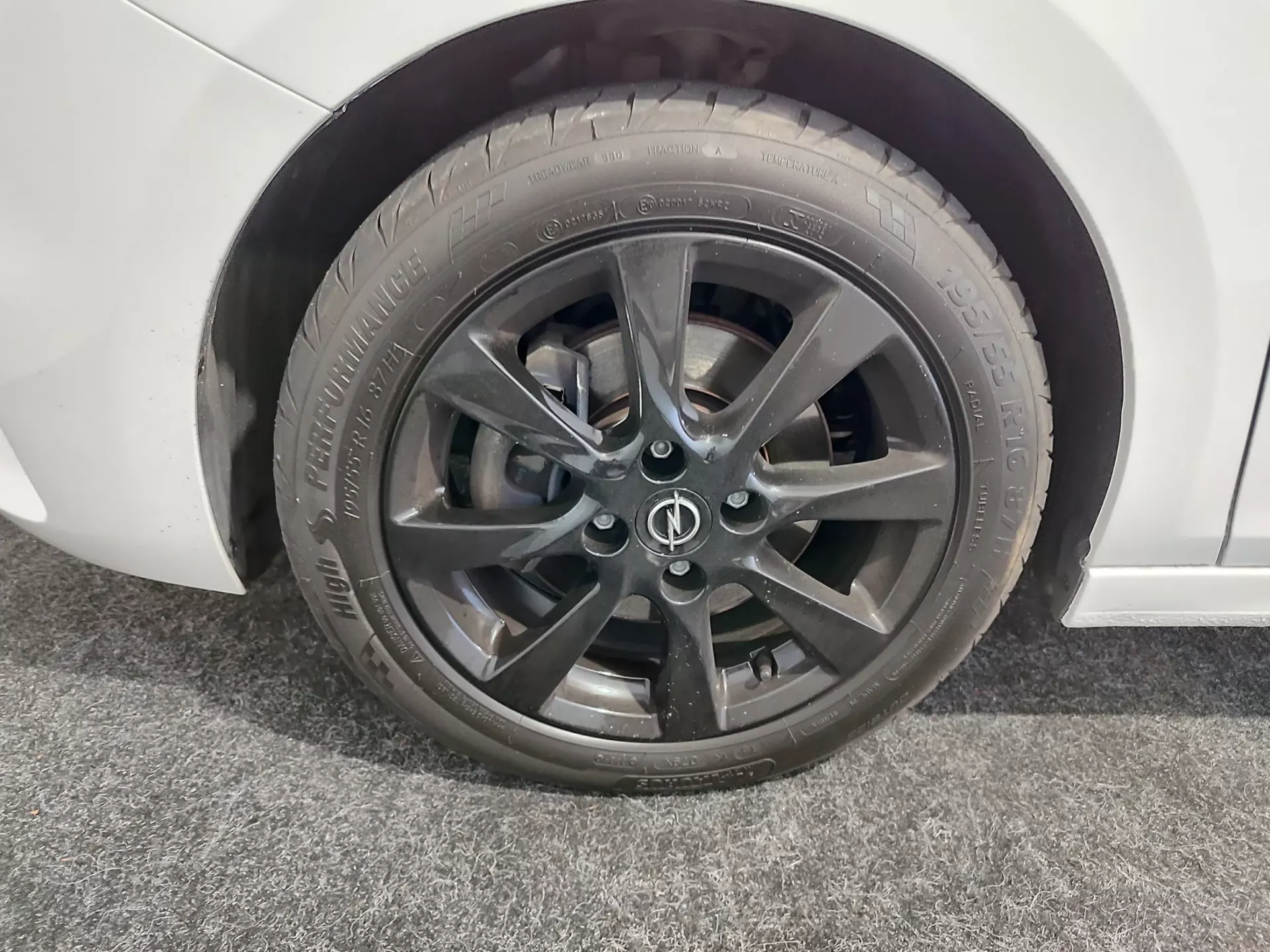 Opel Corsa 1.5 D Elegance 33