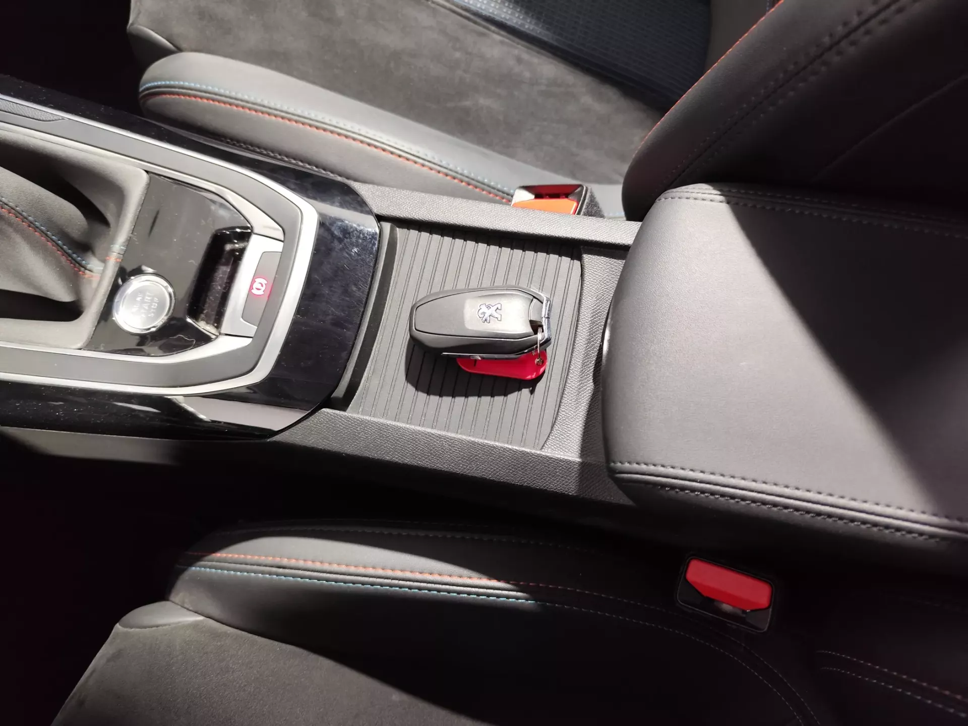 Peugeot 308 1.2 PureTech GT Pack 31
