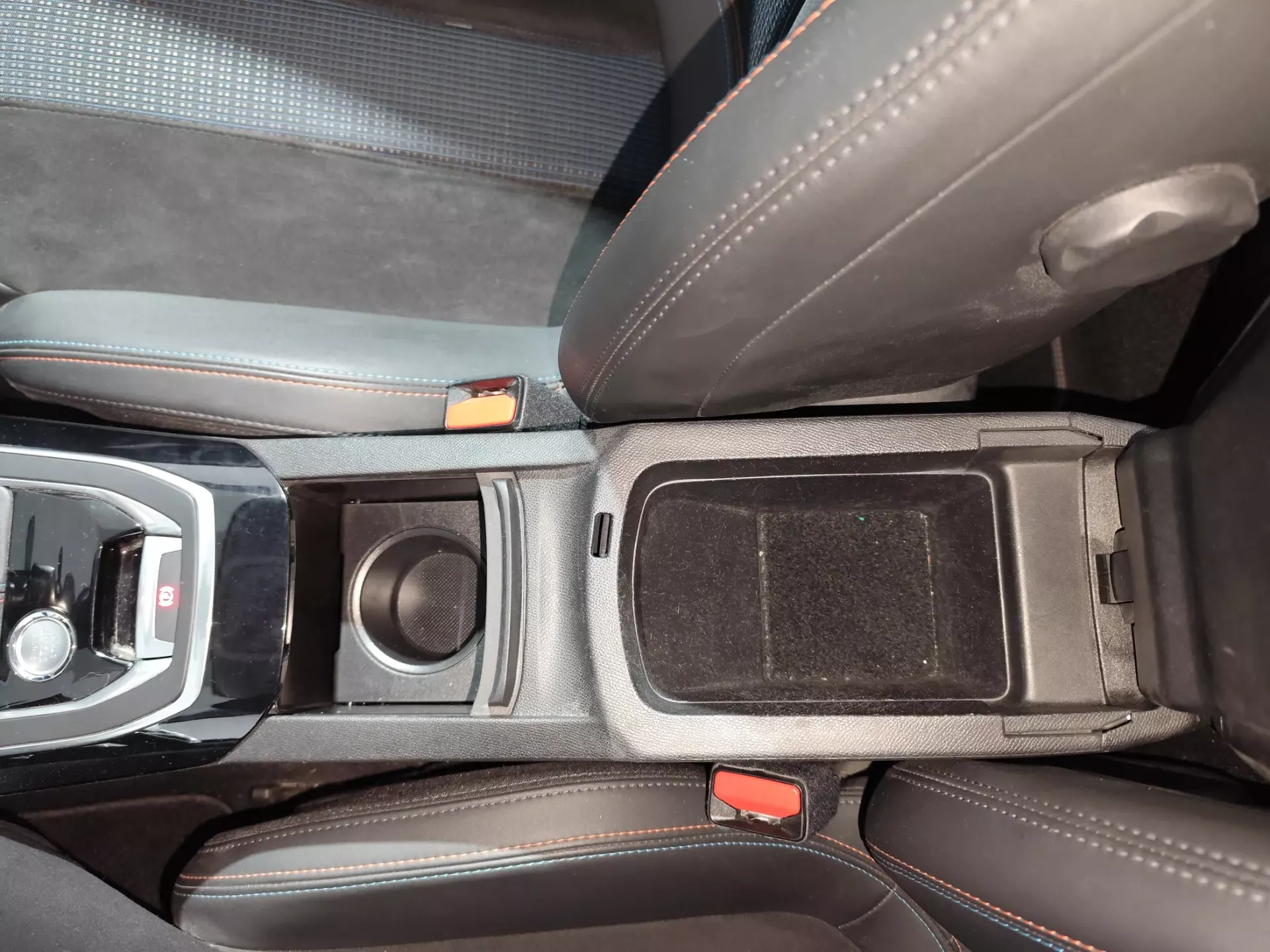 Peugeot 308 1.2 PureTech GT Pack 32