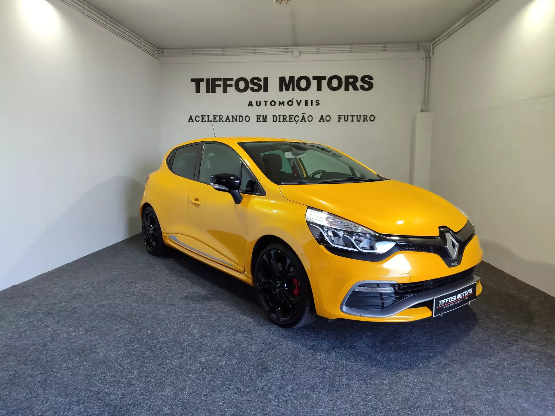 Renault Clio TCe 200 EDC Sport R.S. 3