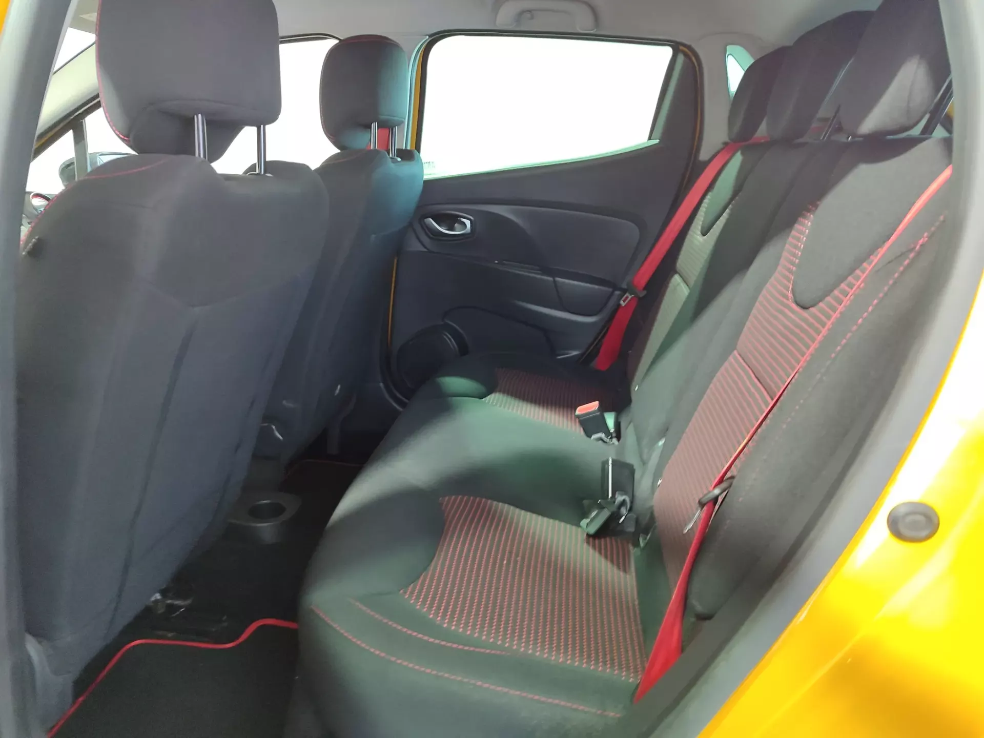 Renault Clio TCe 200 EDC Sport R.S. 17