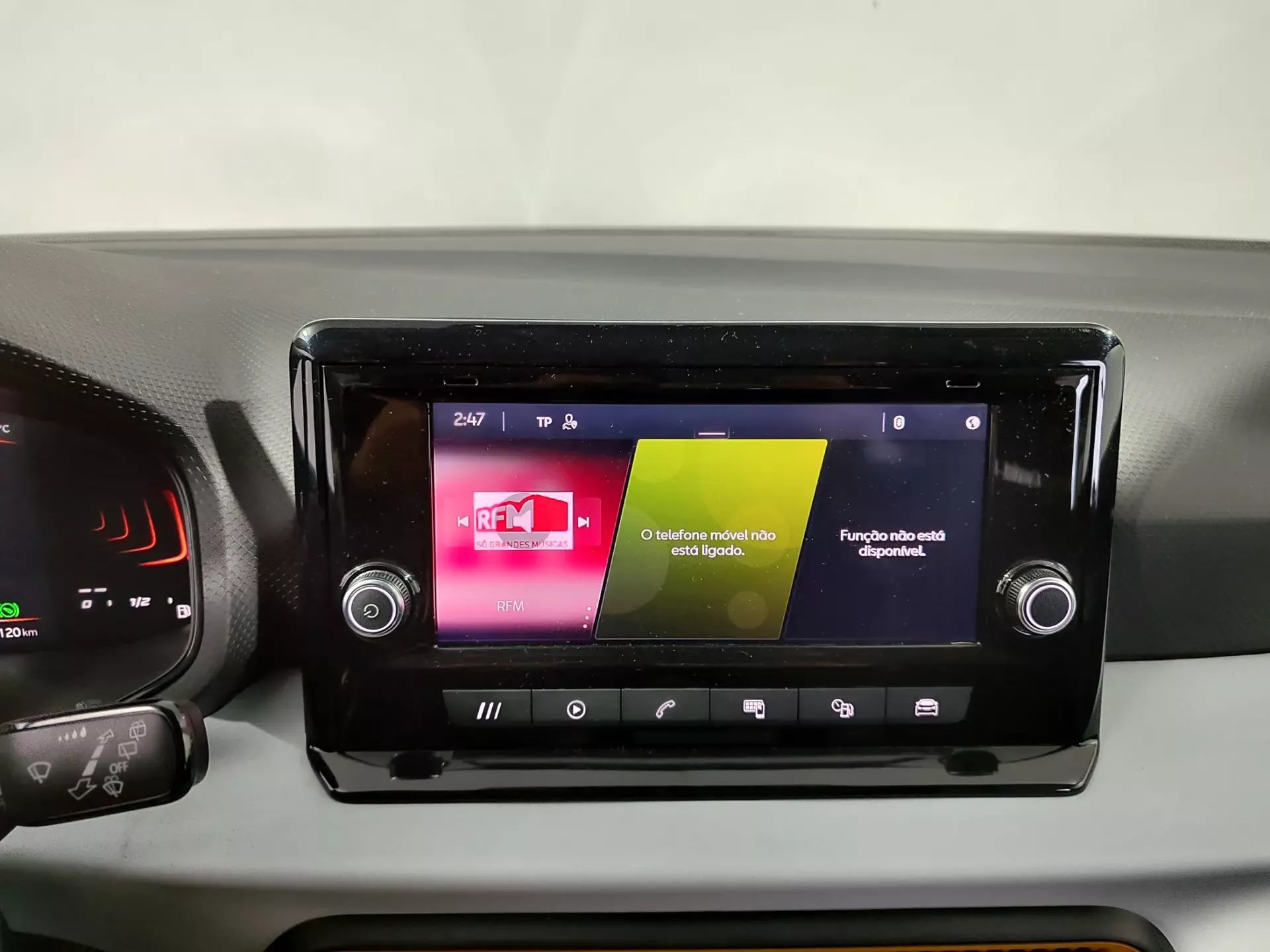 SEAT Arona 1.0 TSI Wave Plus DSG 27