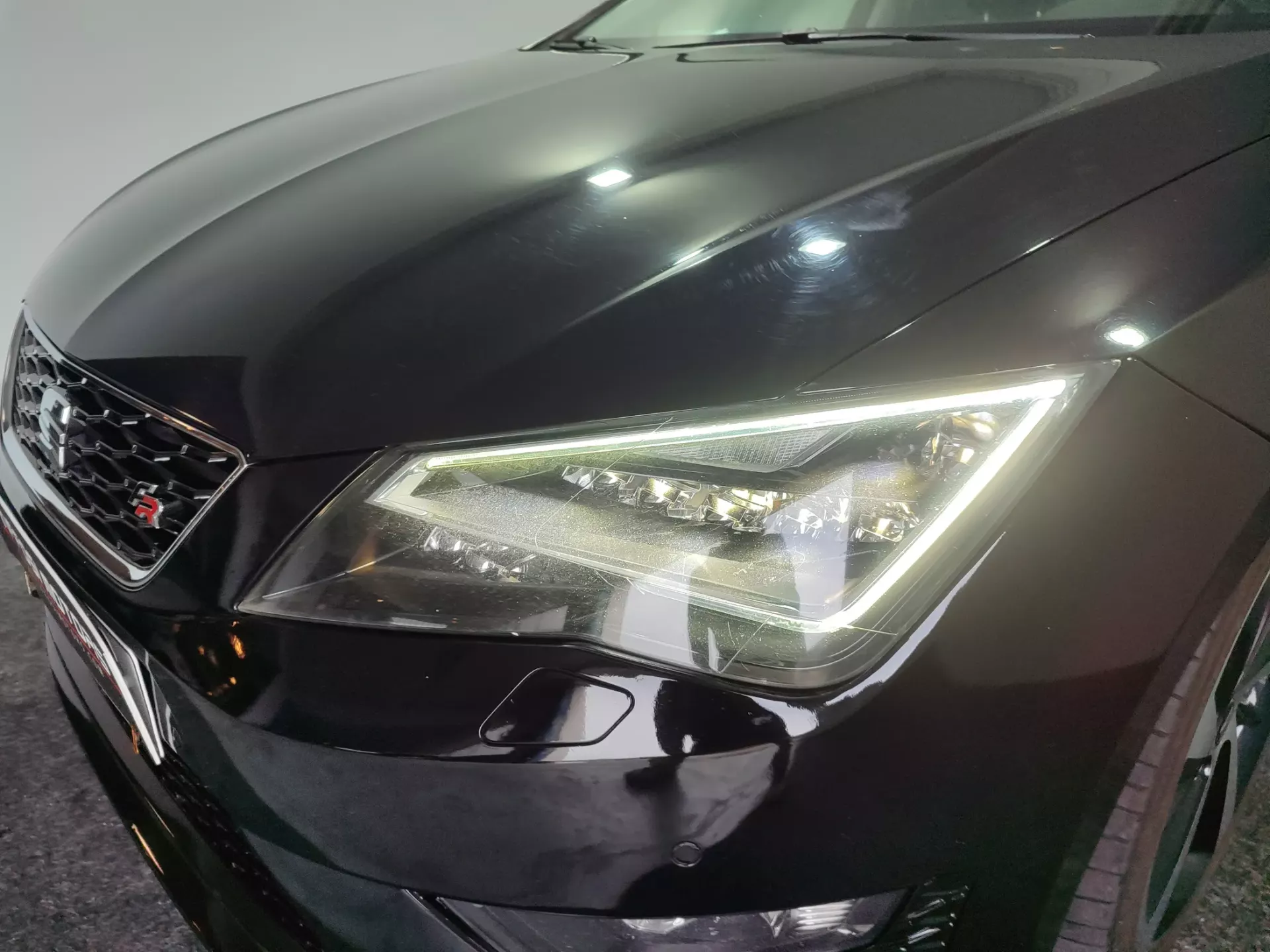 SEAT Leon ST 2.0 TDI FR DSG S/S 4