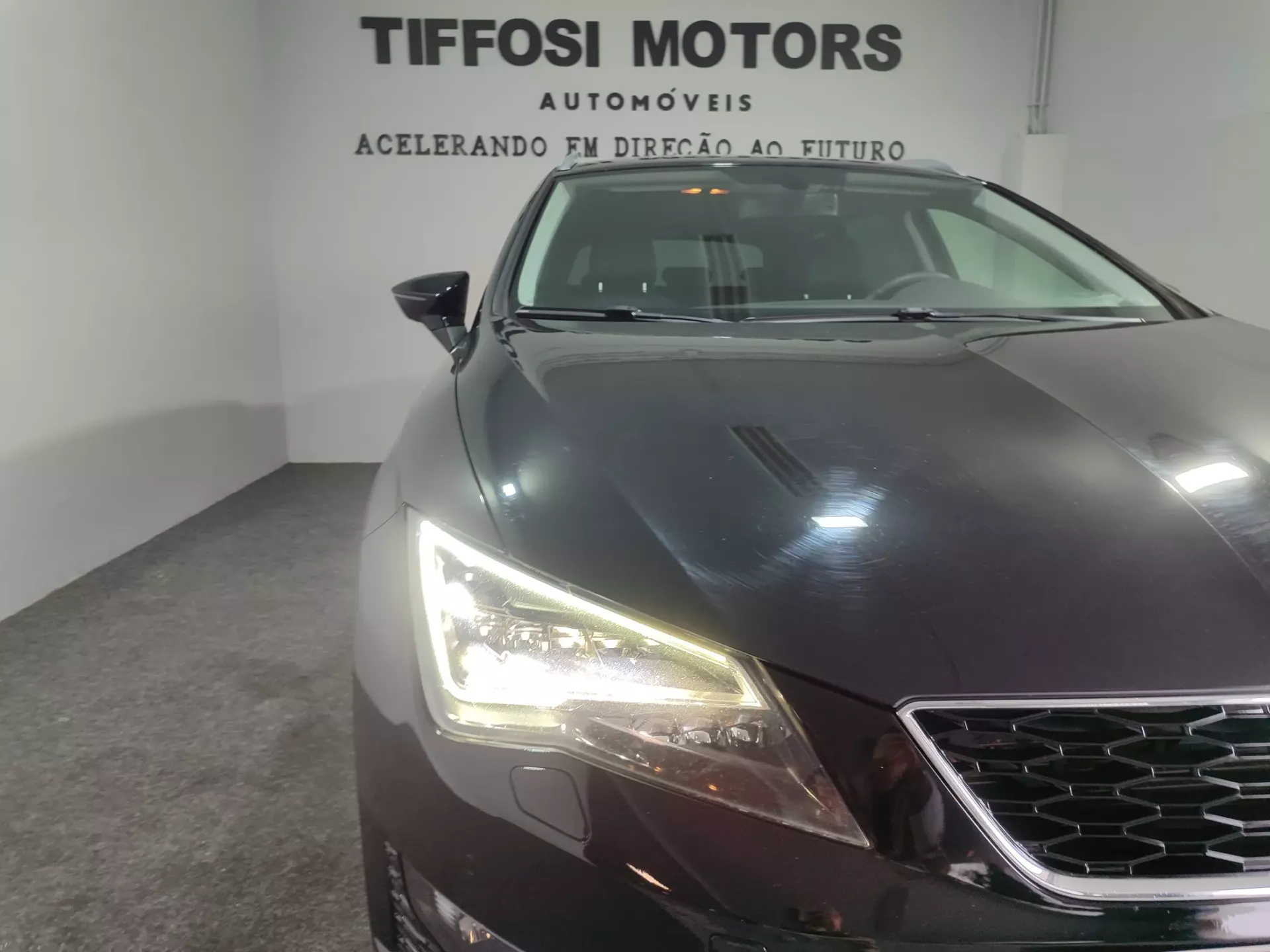 SEAT Leon ST 2.0 TDI FR DSG S/S 5