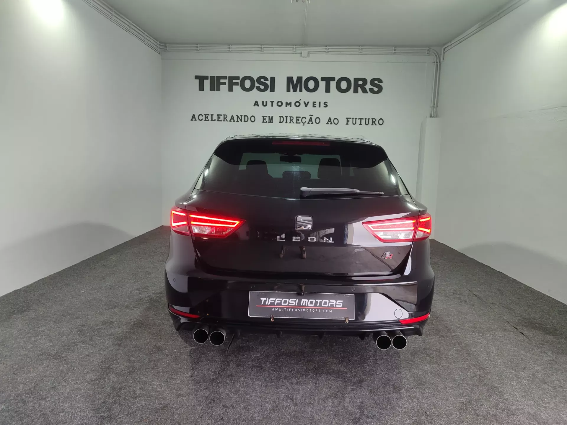 SEAT Leon ST 2.0 TDI FR DSG S/S 8