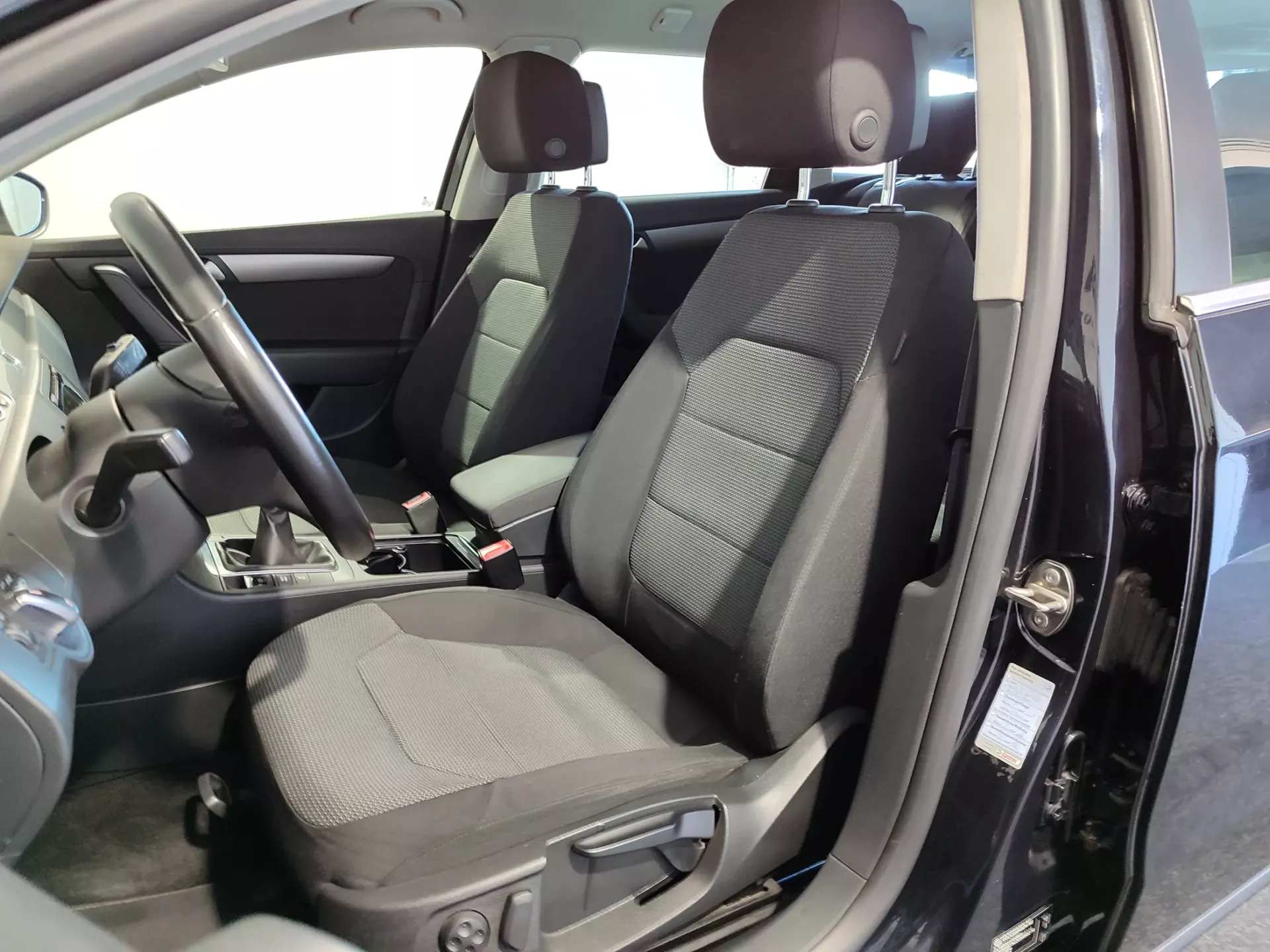 Volkswagen Passat Variant 1.6 TDI Confortline BlueMotion 12