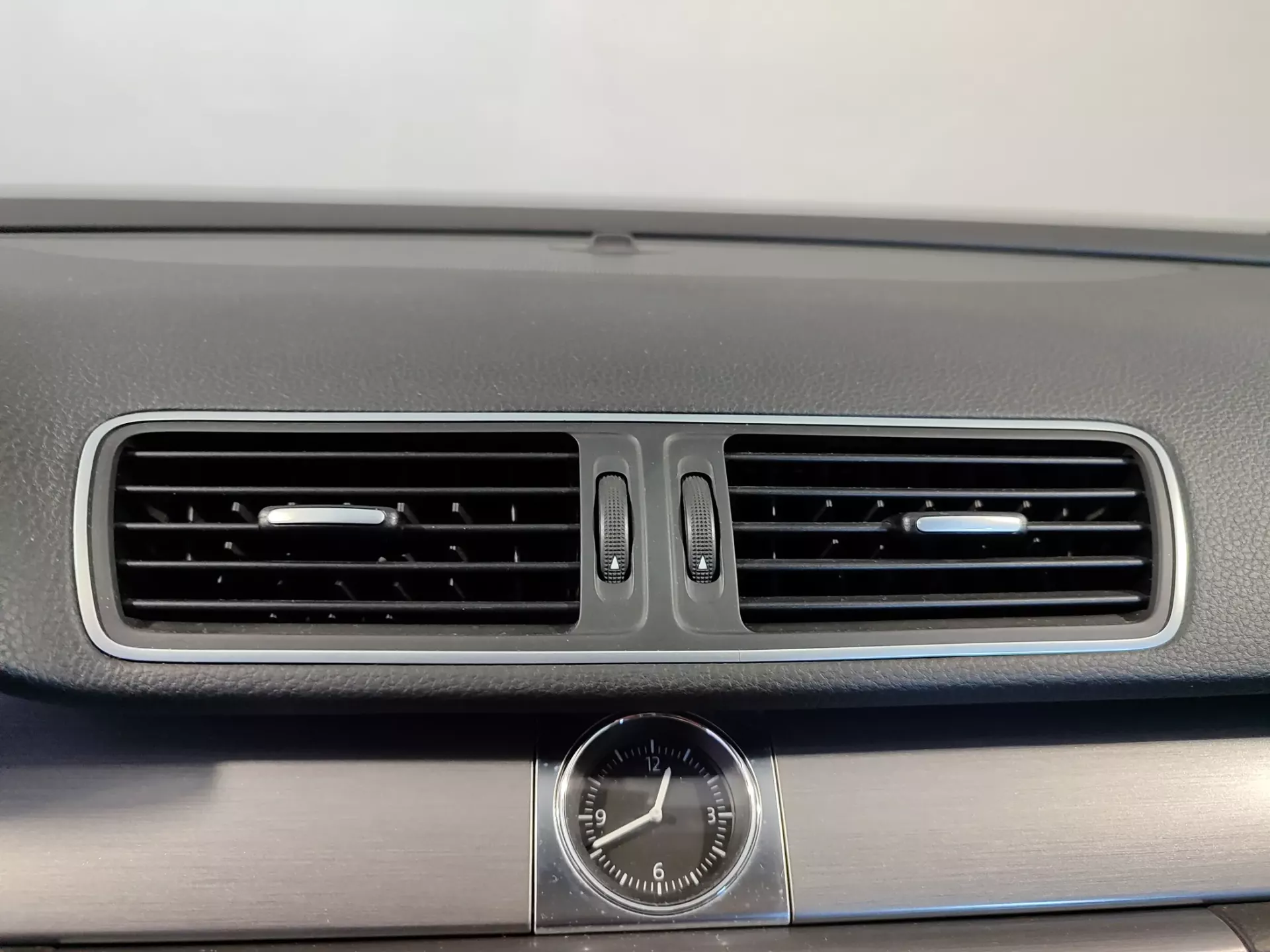 Volkswagen Passat Variant 1.6 TDI Confortline BlueMotion 20