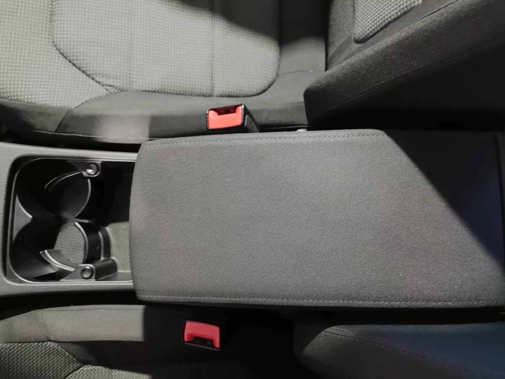 Volkswagen Passat Variant 1.6 TDI Confortline BlueMotion 26