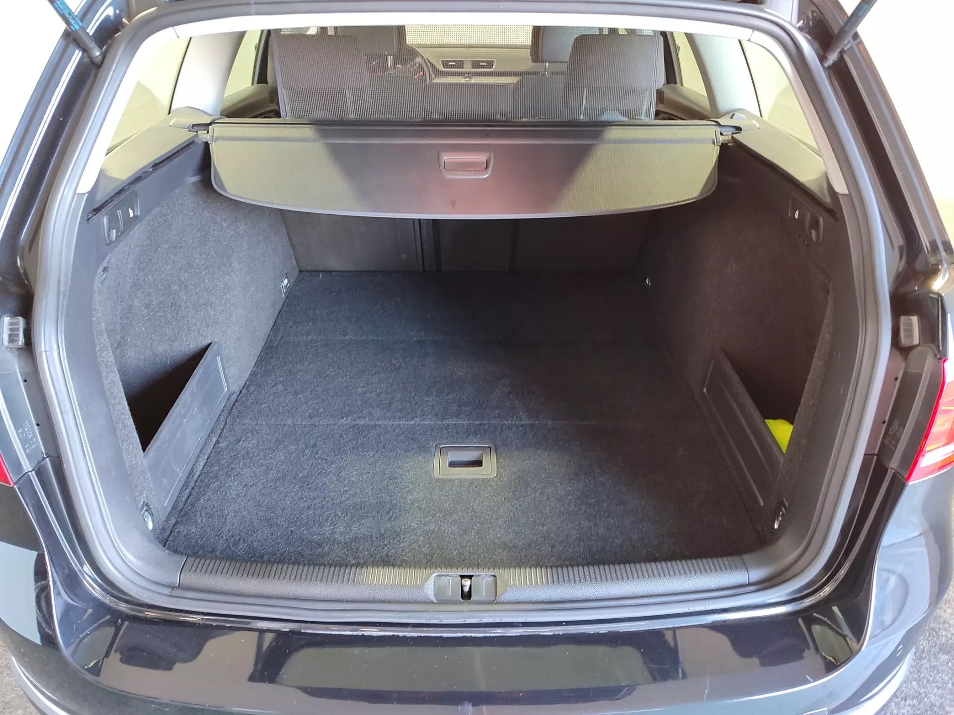 Volkswagen Passat Variant 1.6 TDI Confortline BlueMotion 36