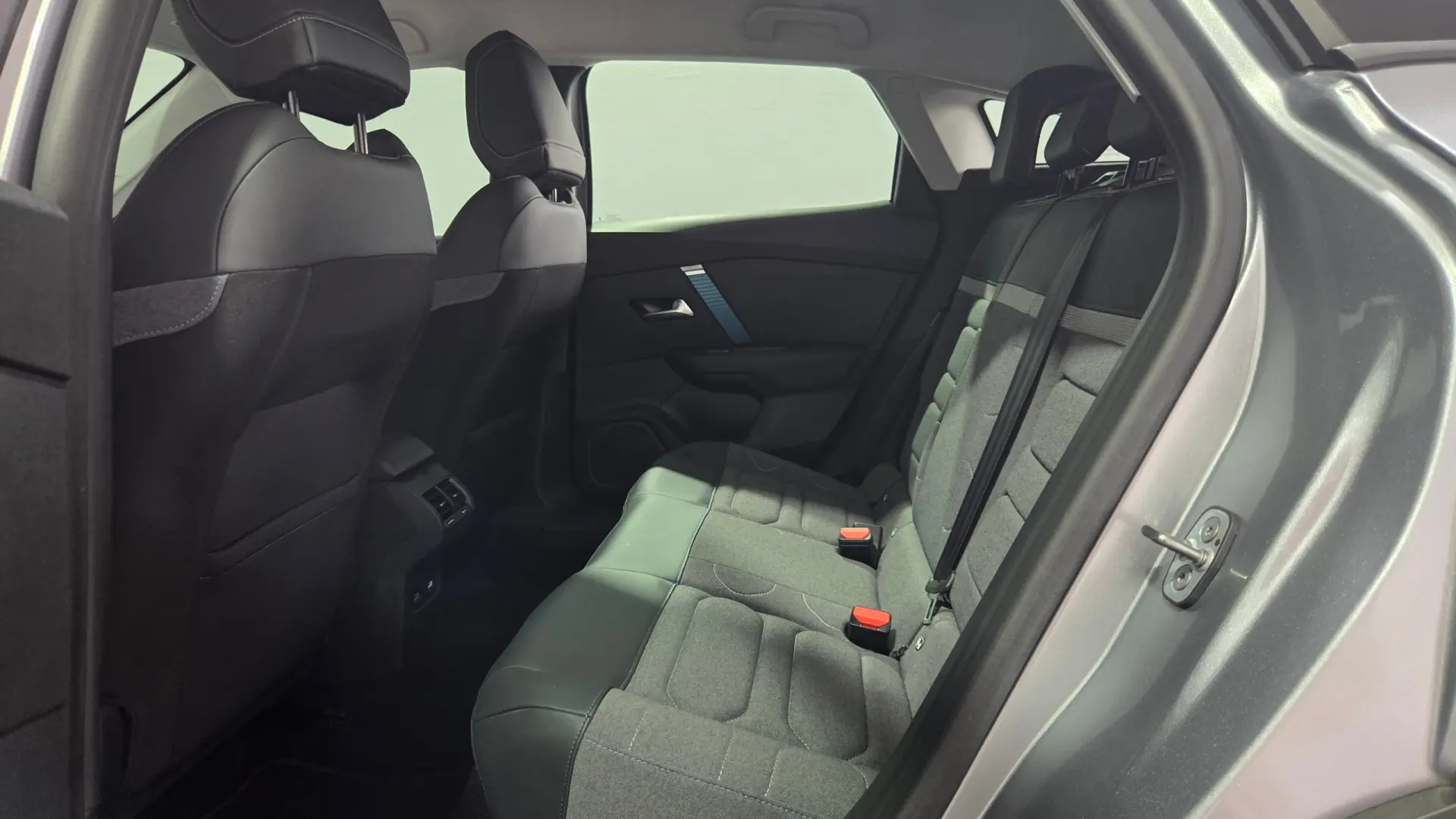 Citroen e-C4 50 kWh Shine Pack 14