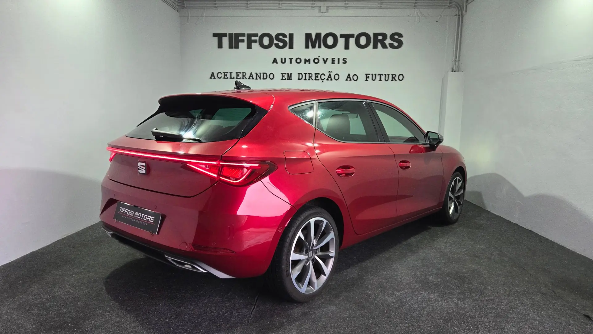 SEAT Leon 1.4 e-Hybrid DSG FR Plus 6