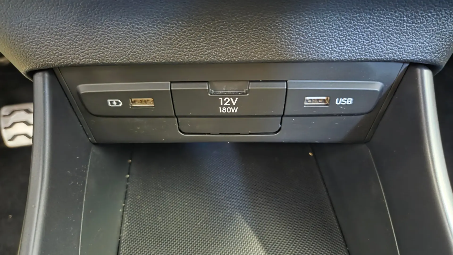 Hyundai Bayon 1.0 T-GDI 48V-Hybrid Select 26