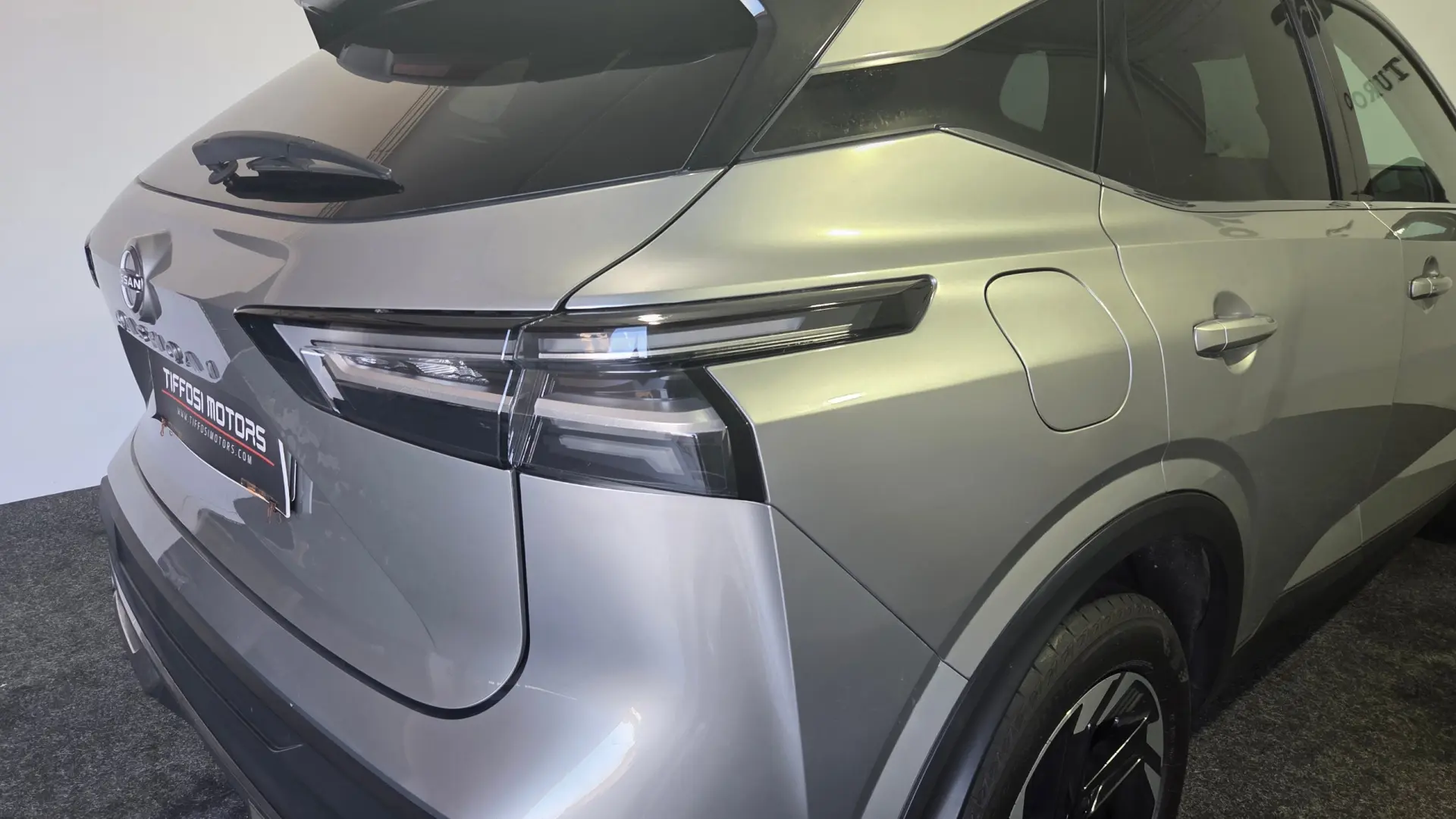 Nissan Qashqai 1.3 DIG-T N-Connecta LED Xtronic 9