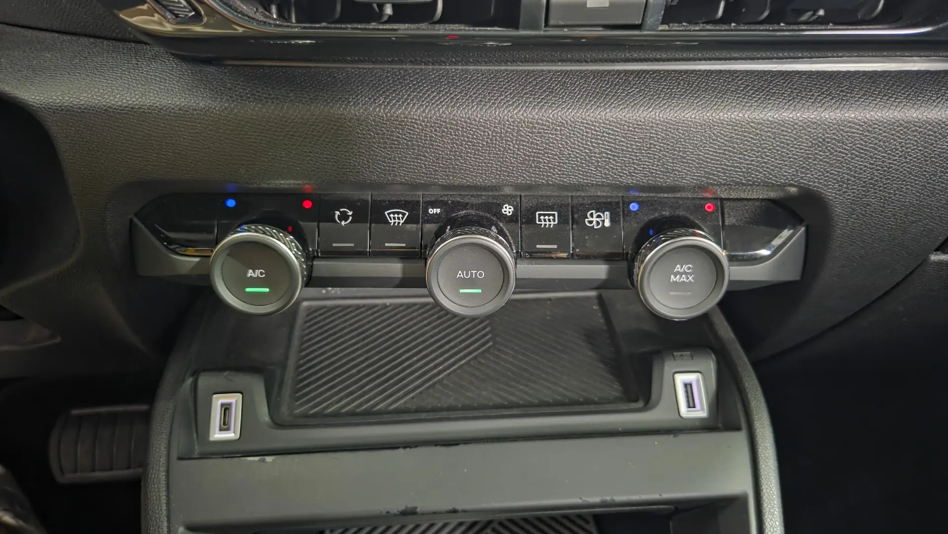 Citroen e-C4 50 kWh Shine Pack 30