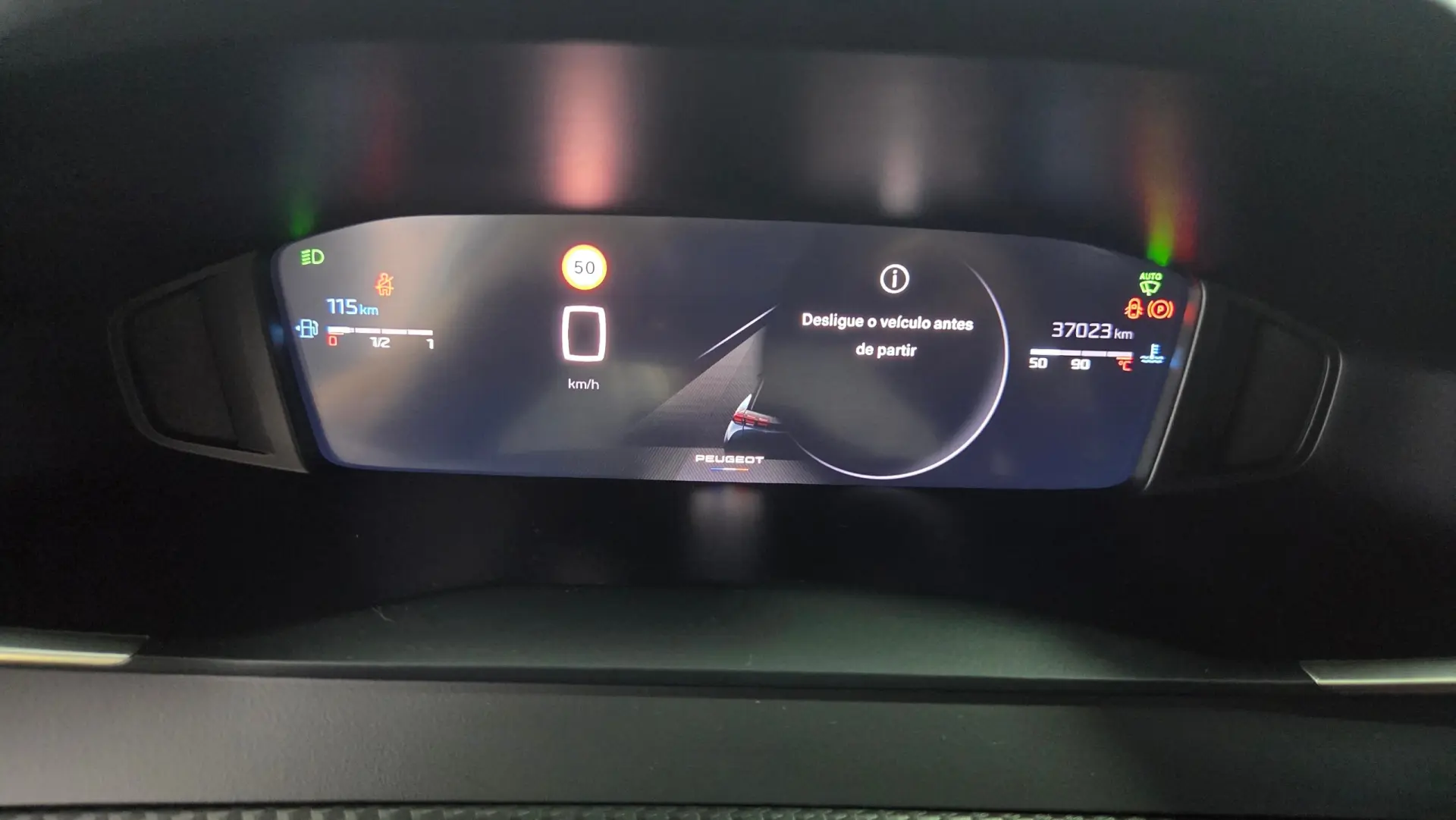 Peugeot 2008 PureTech 100 Stop&Start Allure 19