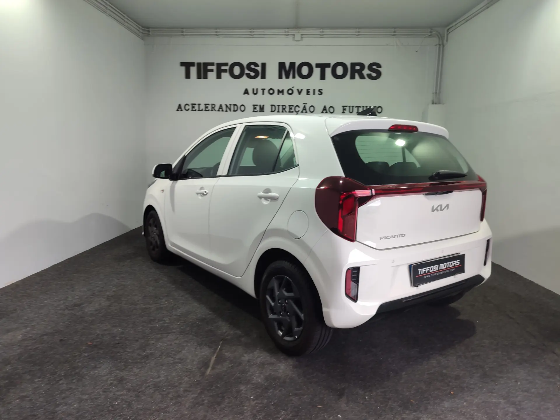 Kia Picanto 1.0 MPi Urban 7