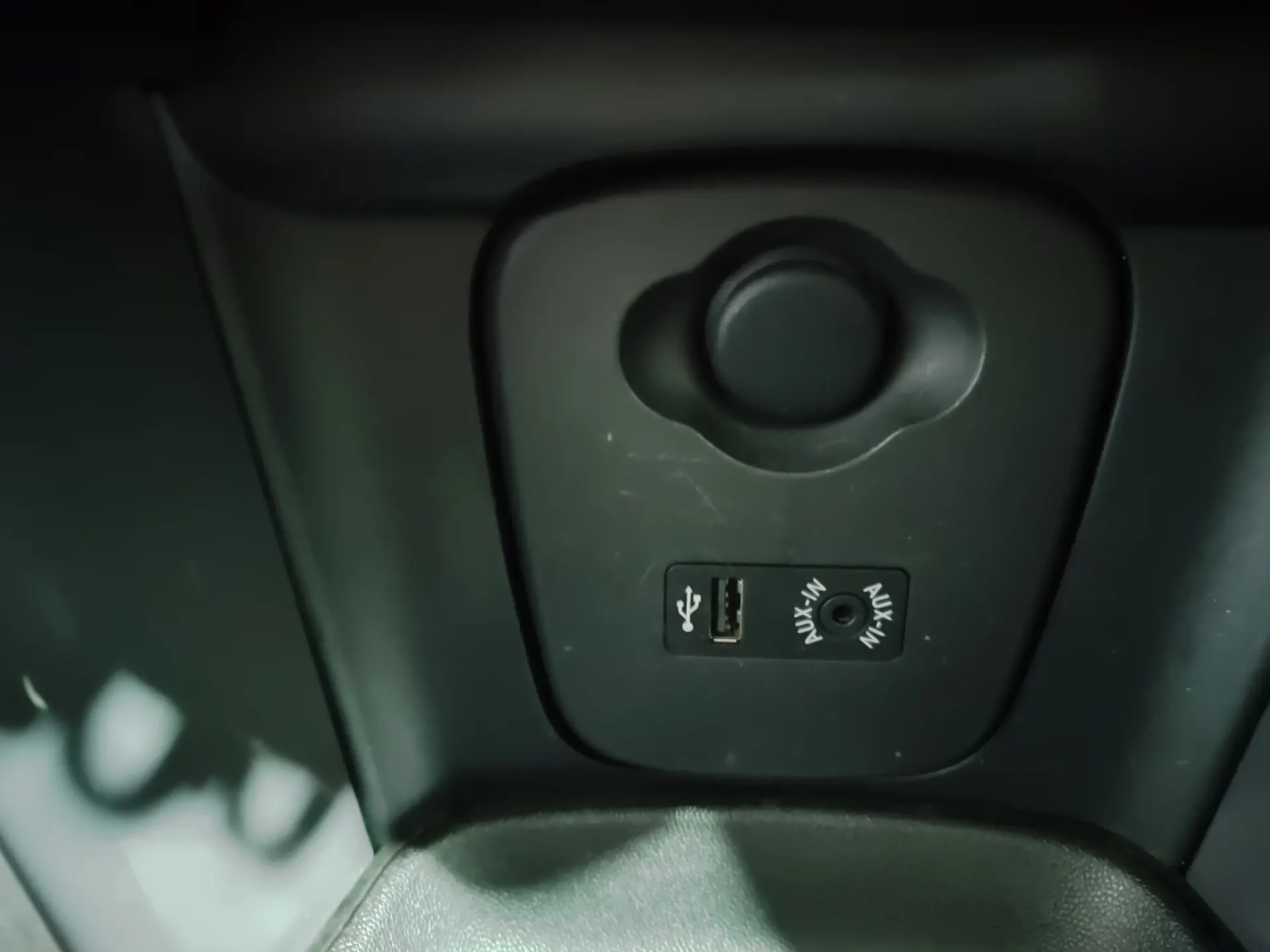 MINI 3 Portas One D 28