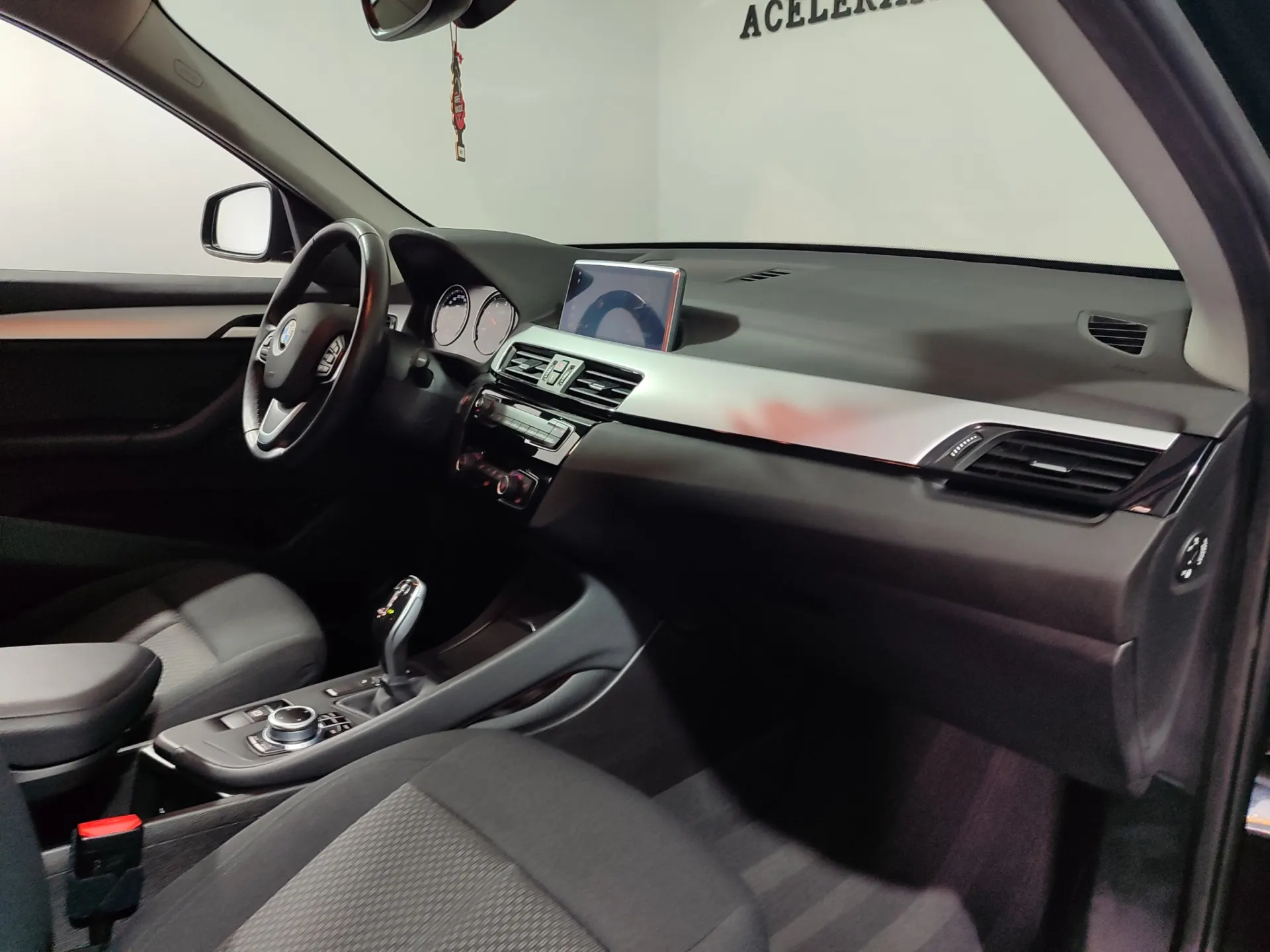 BMW X1 16 d sDrive Advantage Auto 19