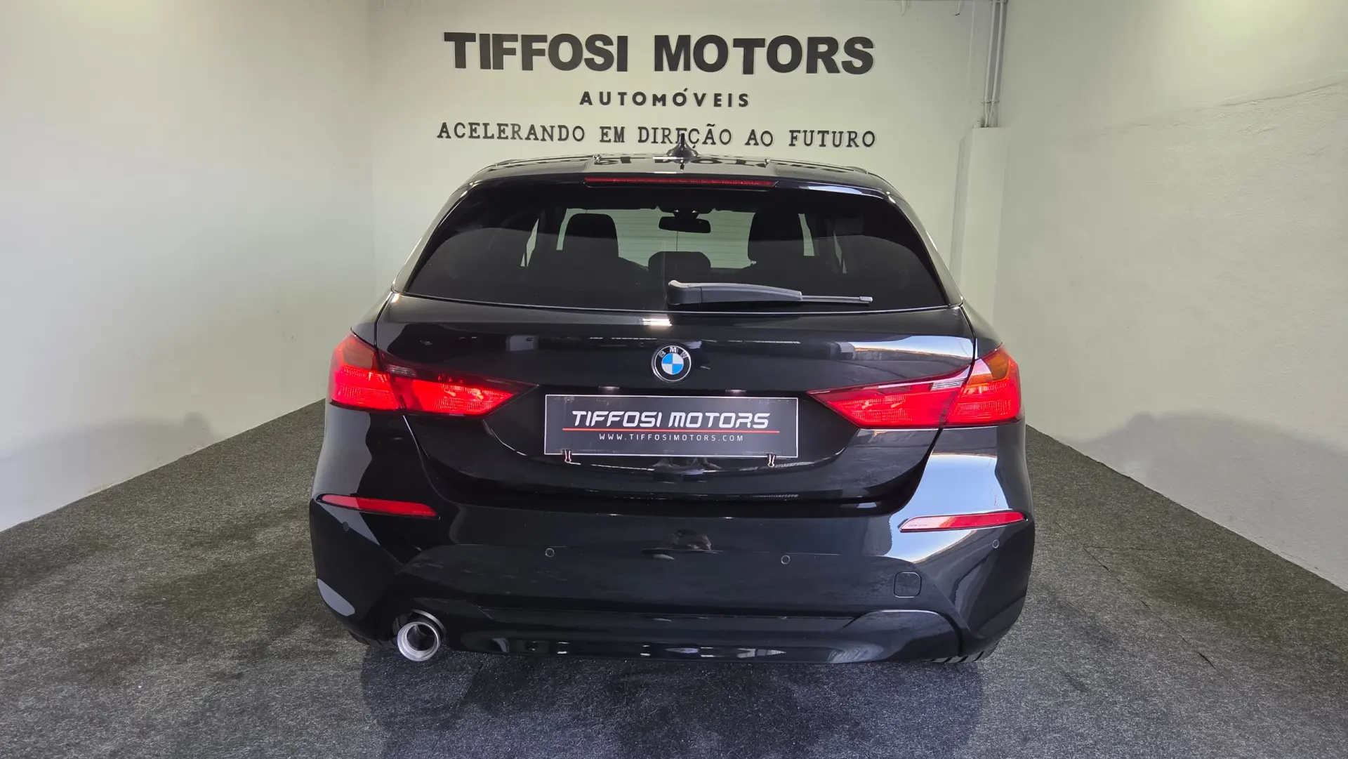 BMW 116 d Advantage 8