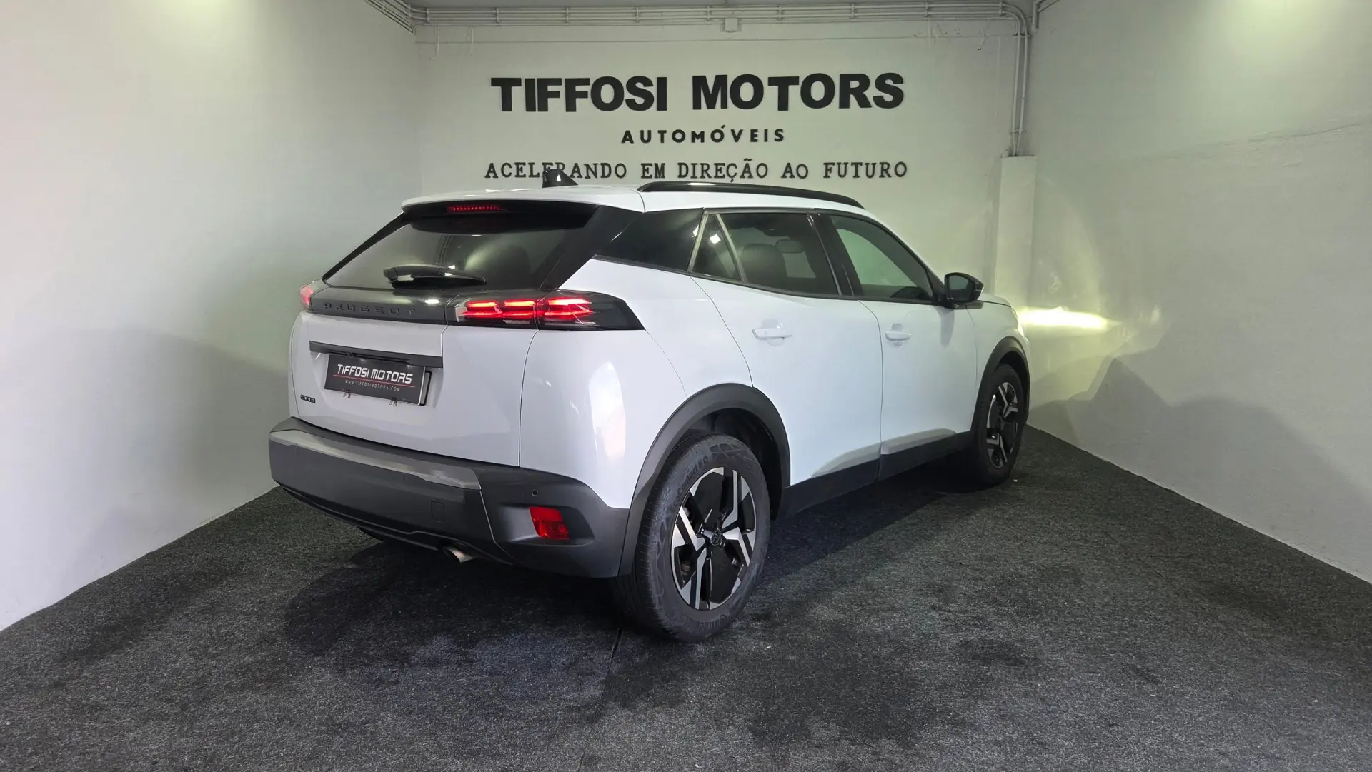Peugeot 2008 PureTech 100 Stop&Start Allure 6