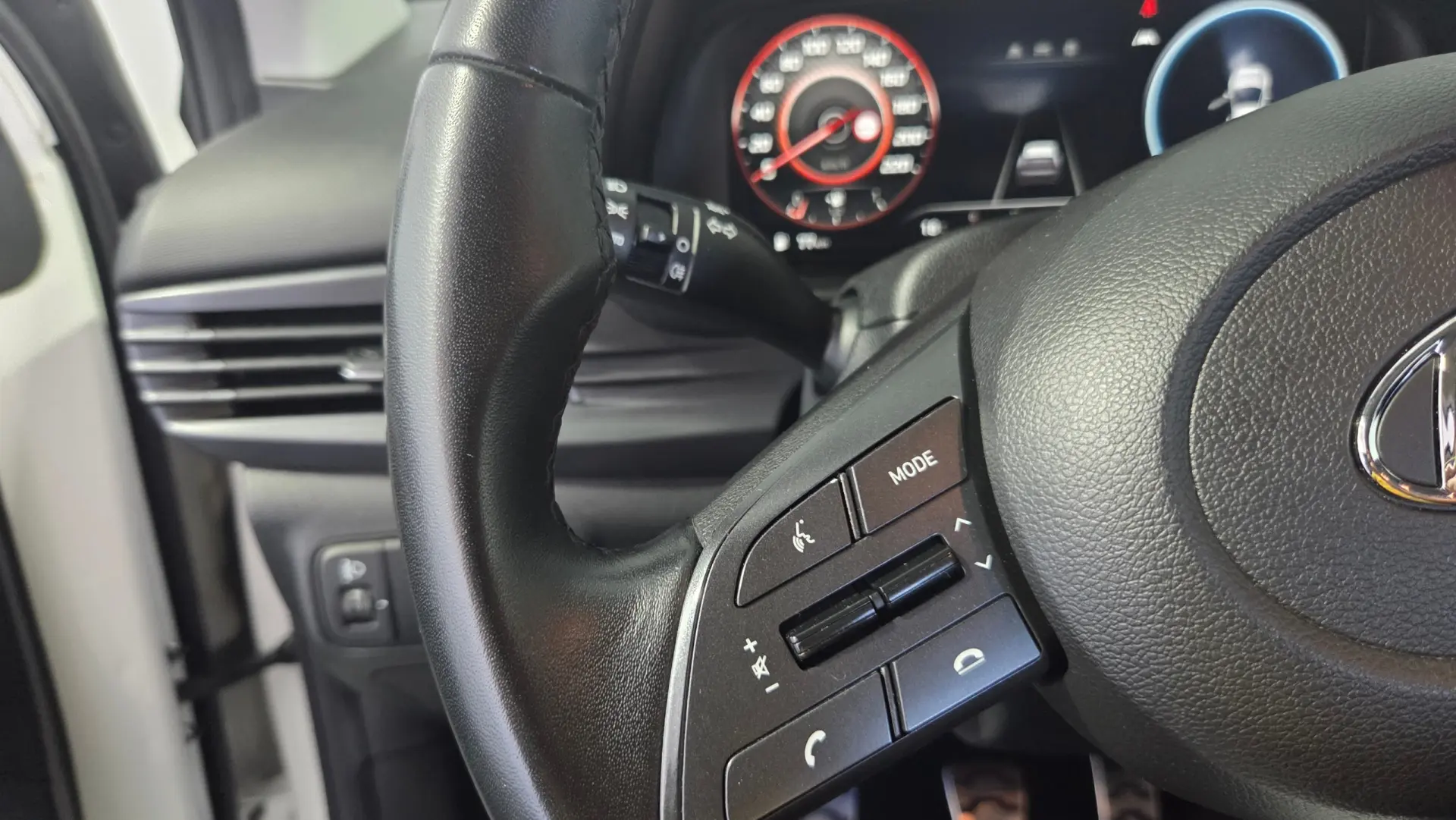 Hyundai Bayon 1.2 Select 34
