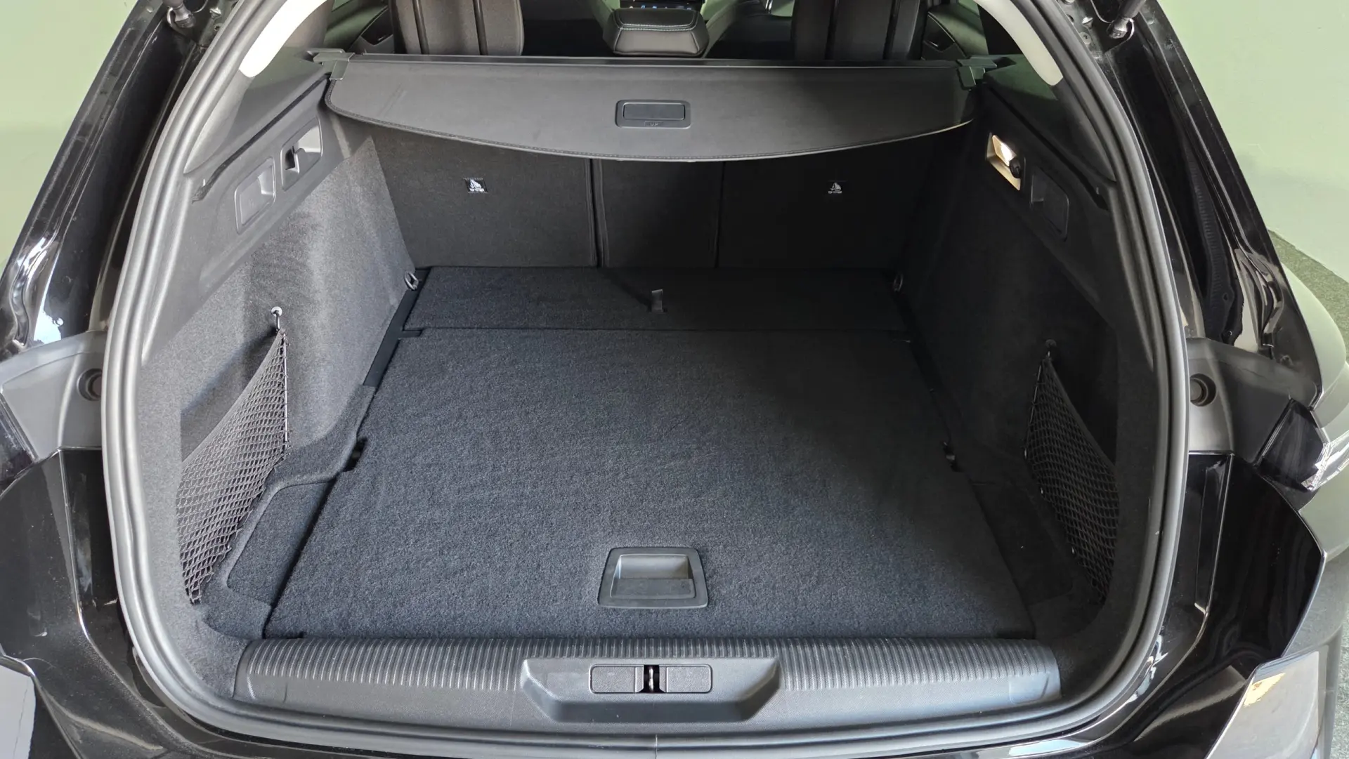 Peugeot 308 SW BlueHDi 130 EAT8 Allure Pack 42