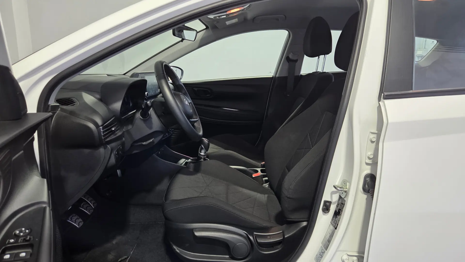 Hyundai Bayon 1.0 T-GDI 48V-Hybrid Select 13