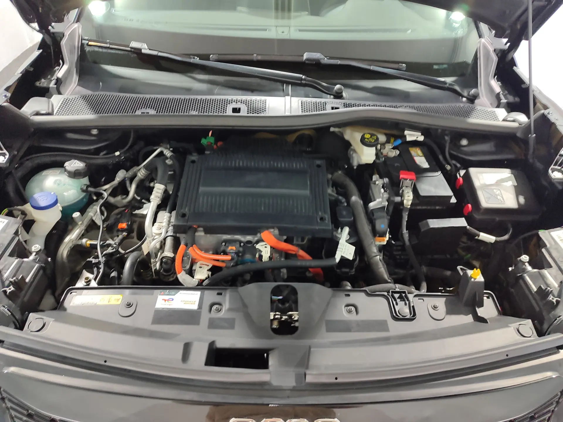 Peugeot e-2008 50 kWh Active Pack 38