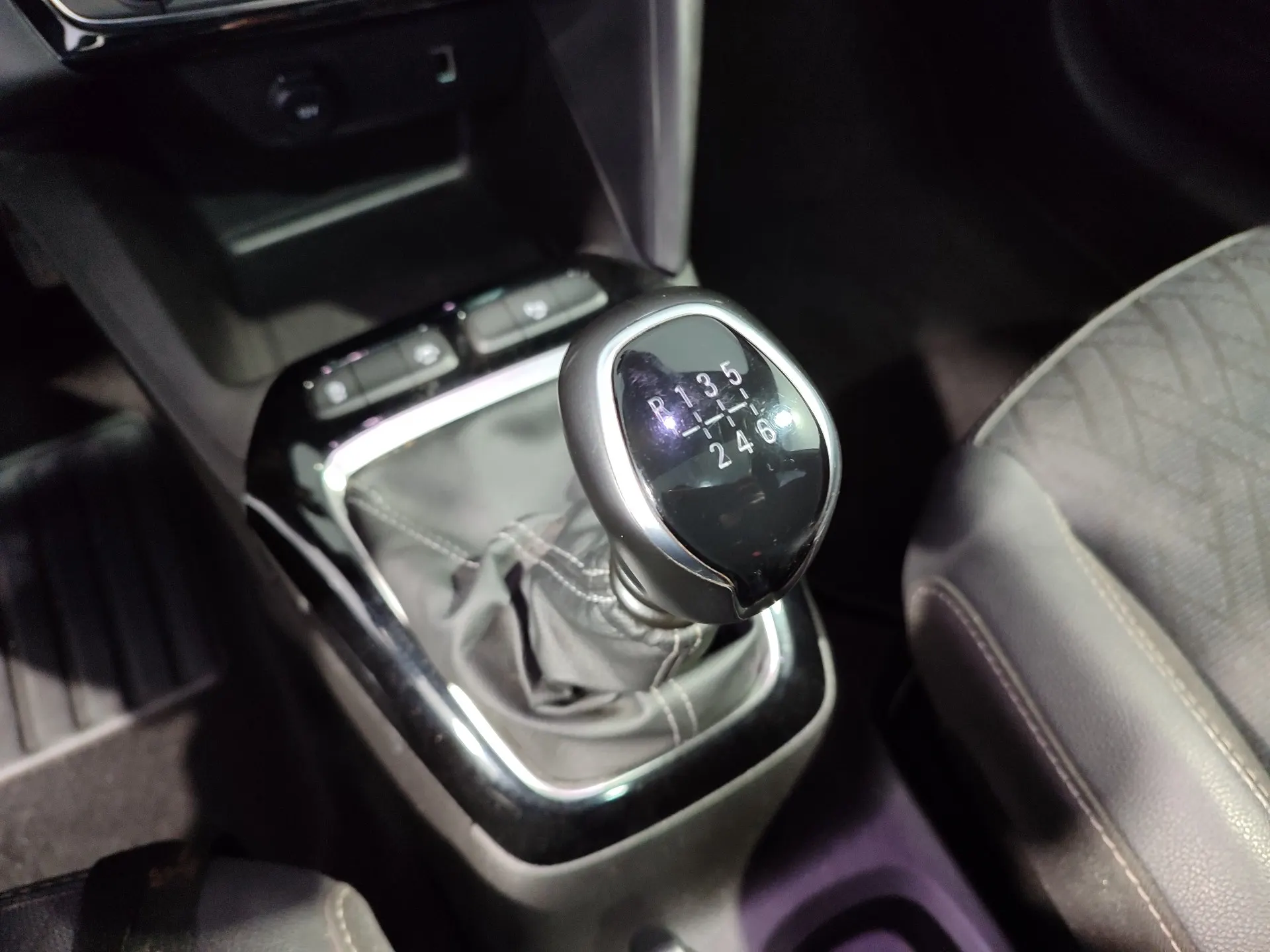 Opel Corsa 1.2 T GS 30