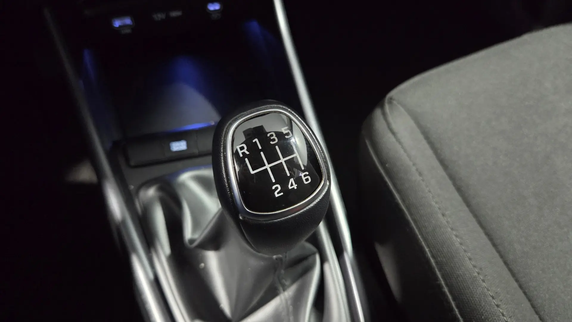 Hyundai i20 1.0 T-GDI Style Plus 27