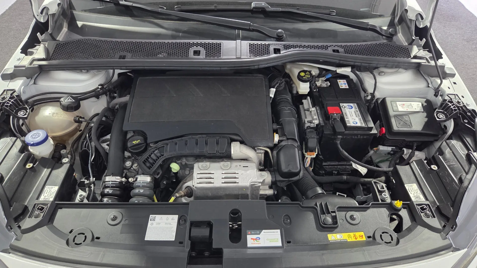 Opel Corsa 1.2 Direct Injection Turbo S&S GS 38