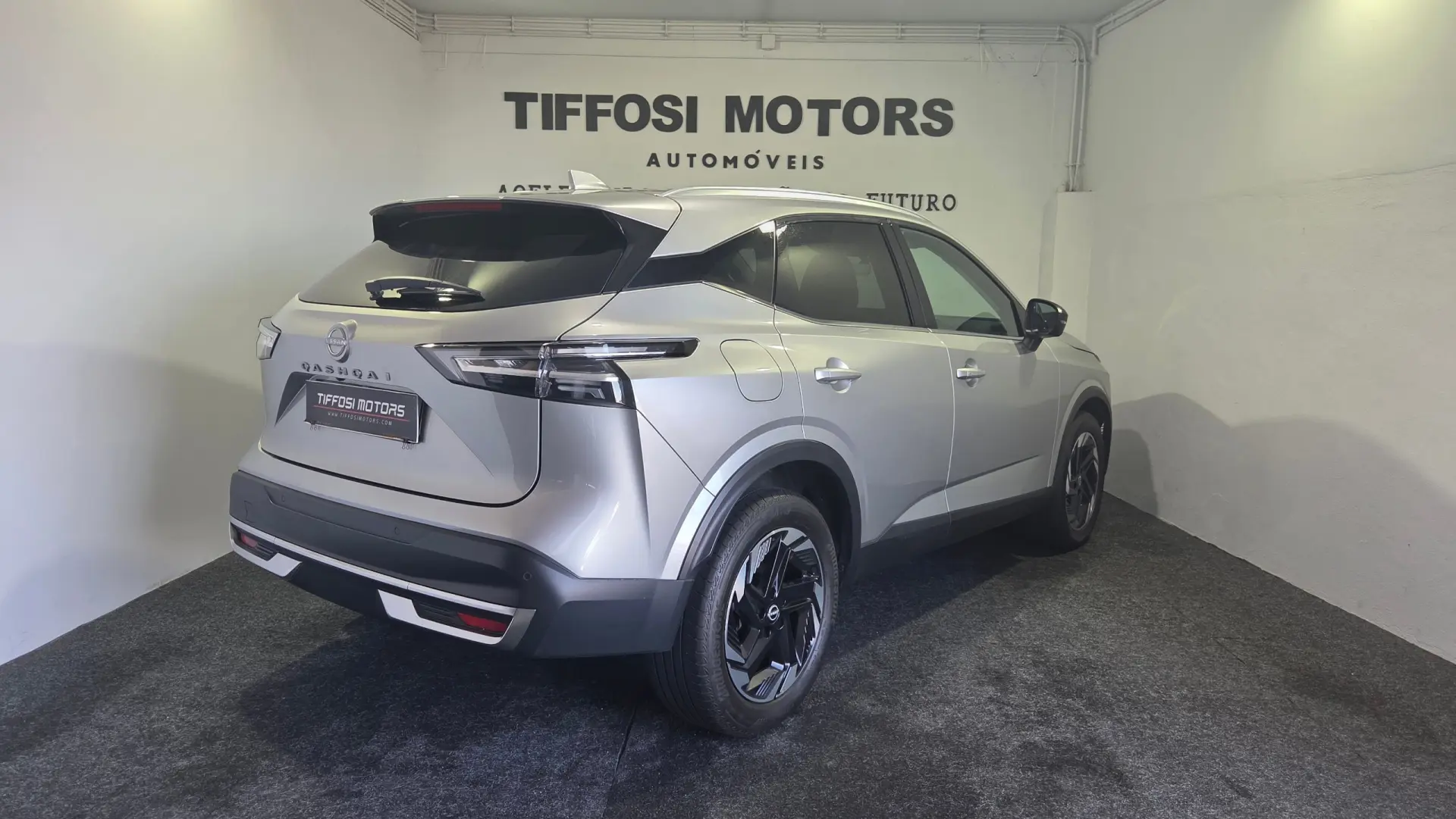 Nissan Qashqai 1.3 DIG-T N-Connecta LED Xtronic 6