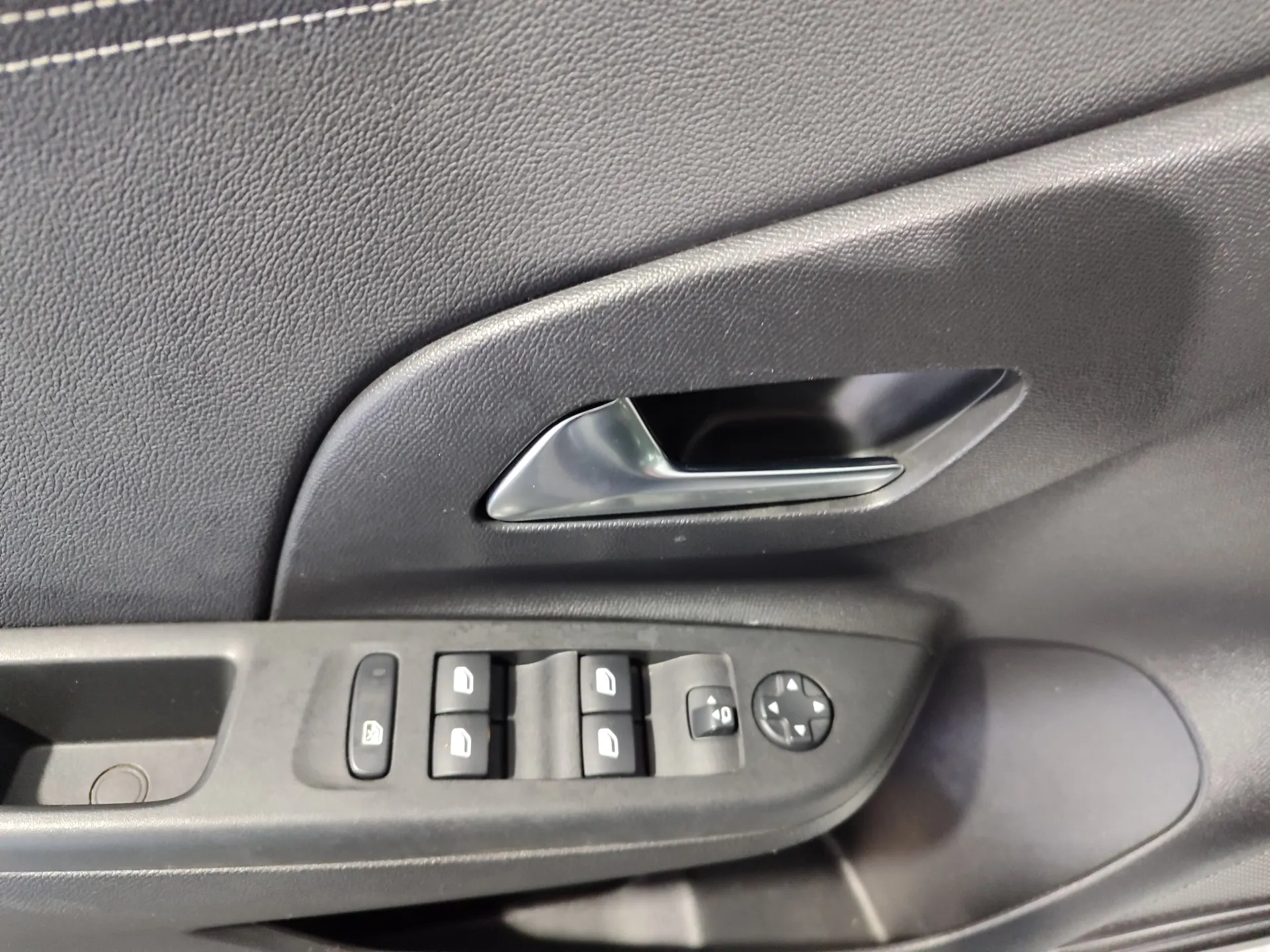 Opel Corsa 1.2 T GS 36