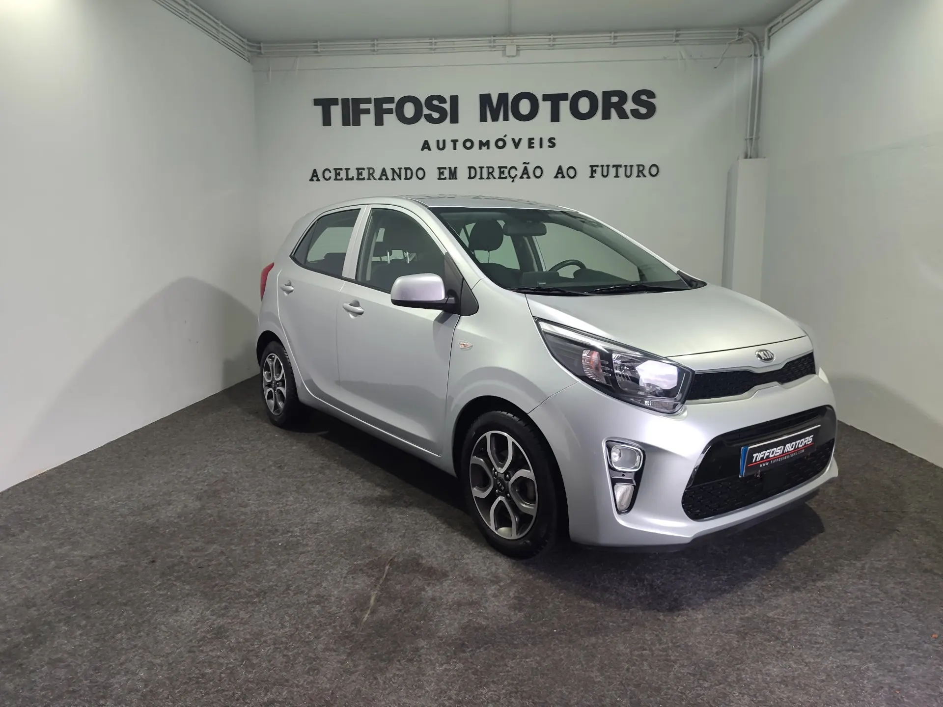 Kia Picanto 1.0 MPi Urban 5AMT 2